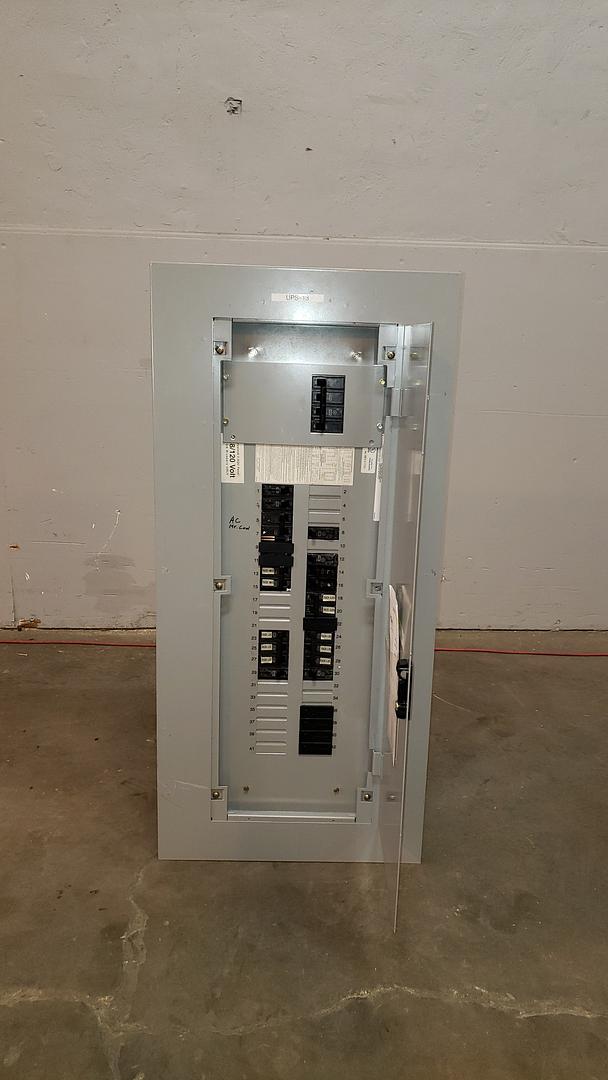 GE 225A Breaker Panel Board 208/120 3Ph Loaded w/ Main(S6LLST12095)