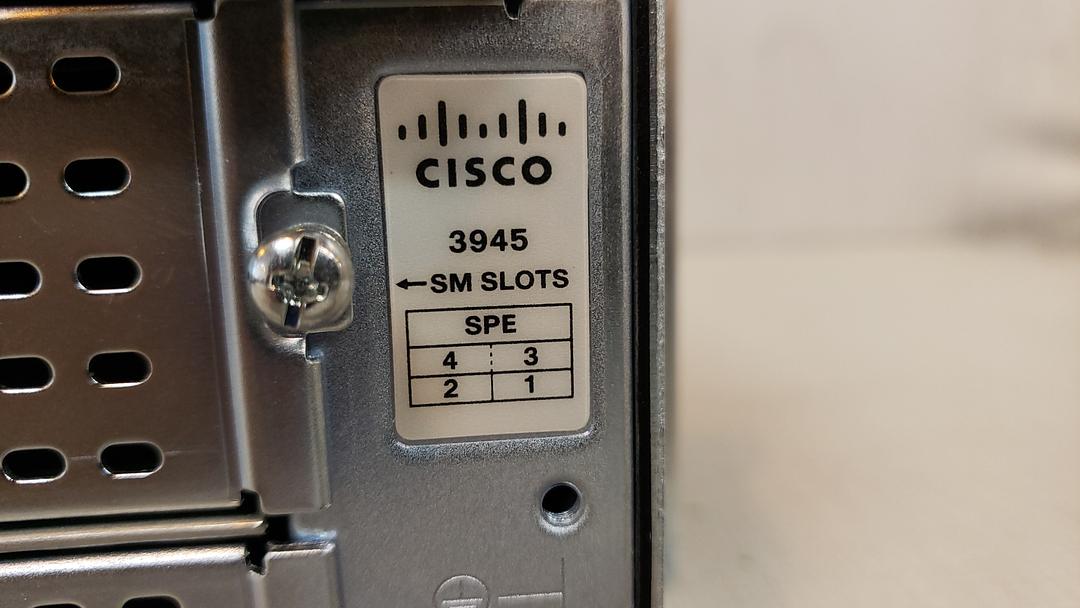 Lot 3 Cisco 3945 Integrated Service Router(S6LLST7769)