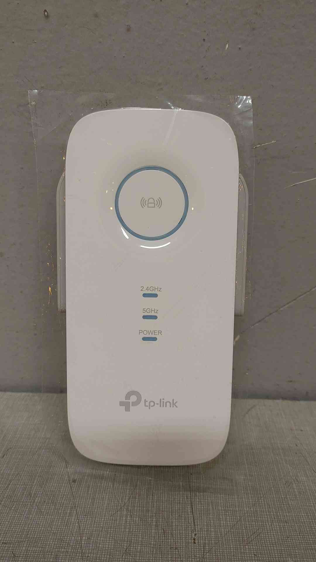 TP-Link Wifi Range Extender AC1750 Up To 12,000Sq.Ft RE450