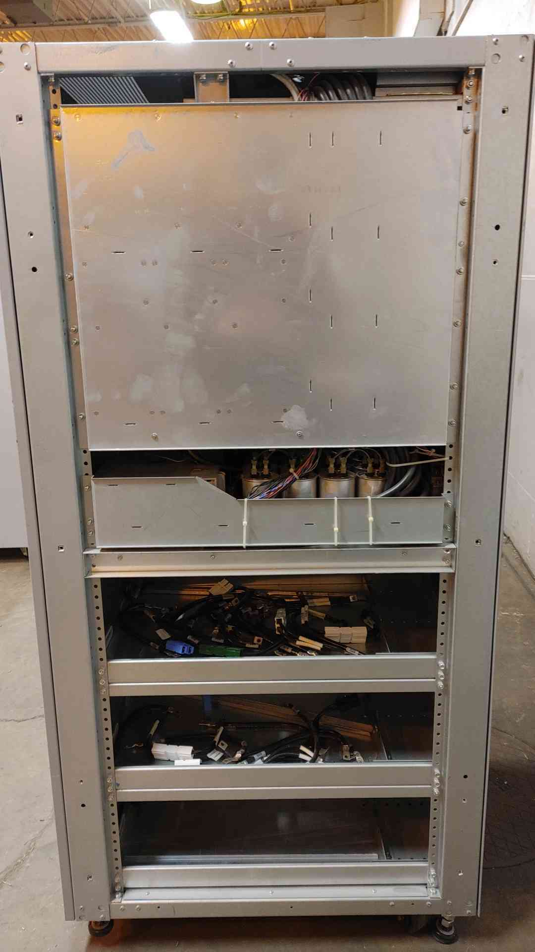 Liebert NXb 30 UPS, Battery Cabinet, Bypass Bundle 30KVA 208/120V 83A 4W 3PH(106376)