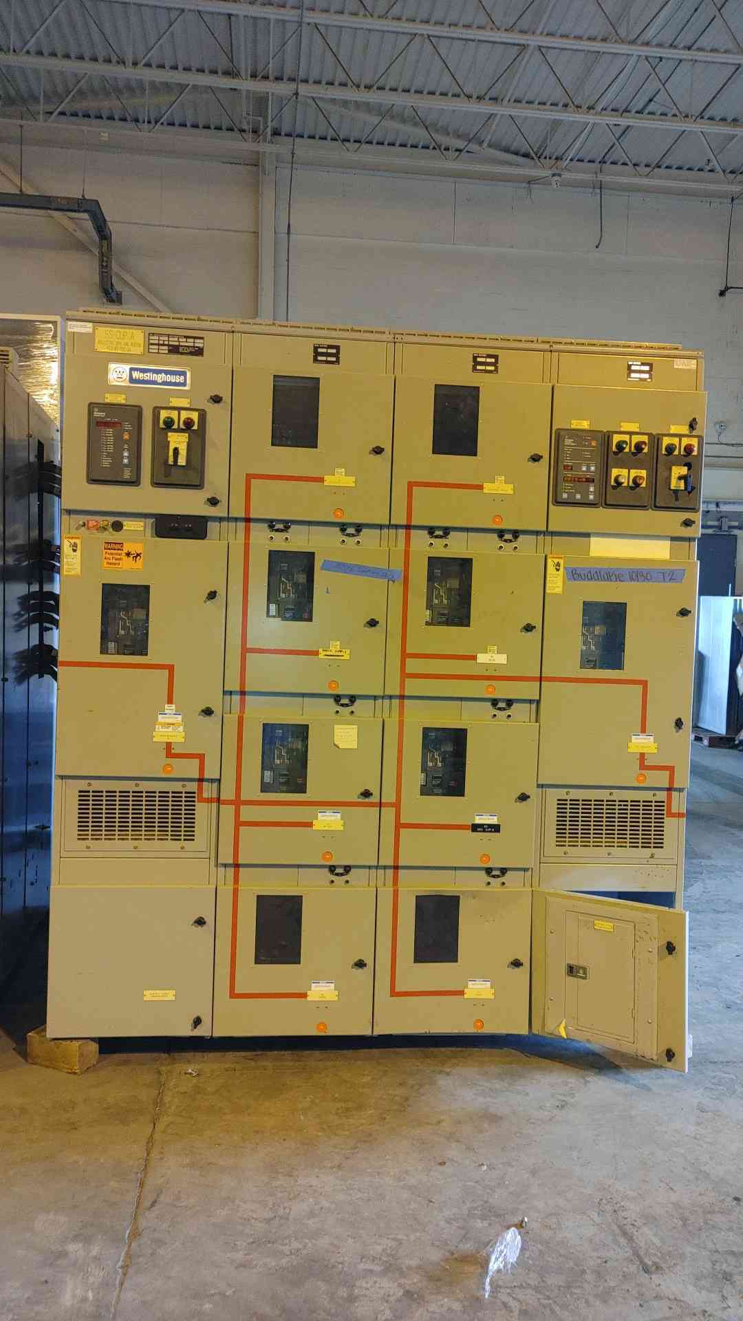 3200A / 4000A Westinghouse VCP DS Switchgear 6x 800/1600 Breakers 1x 3200 Main (103165)(103165)