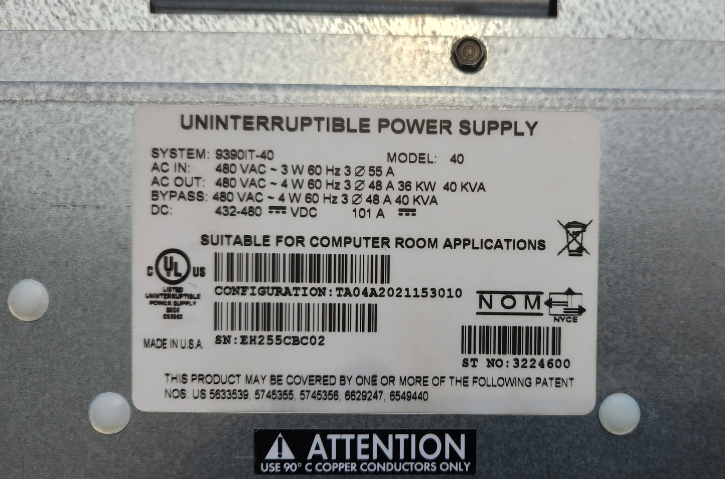 Eaton 9390IT-40 40KVA with internal batteries UPS DOM: 2015 Batteries included new 4/2021