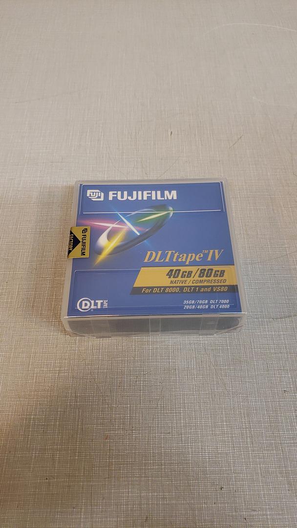 Lot of 61 FujiFilm DLTtape IV 40GB/80GB 26112088(S6LLST11000)