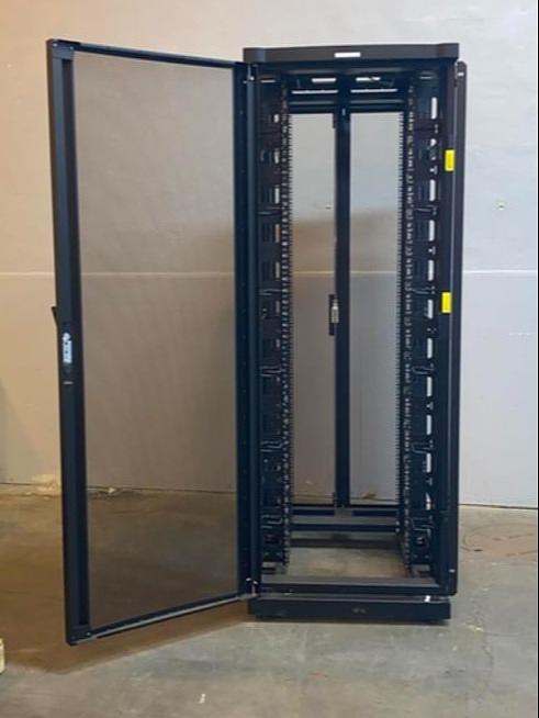 APC AR2313BLK Not Fully Enclosed Server Rack(S6LLST4642)