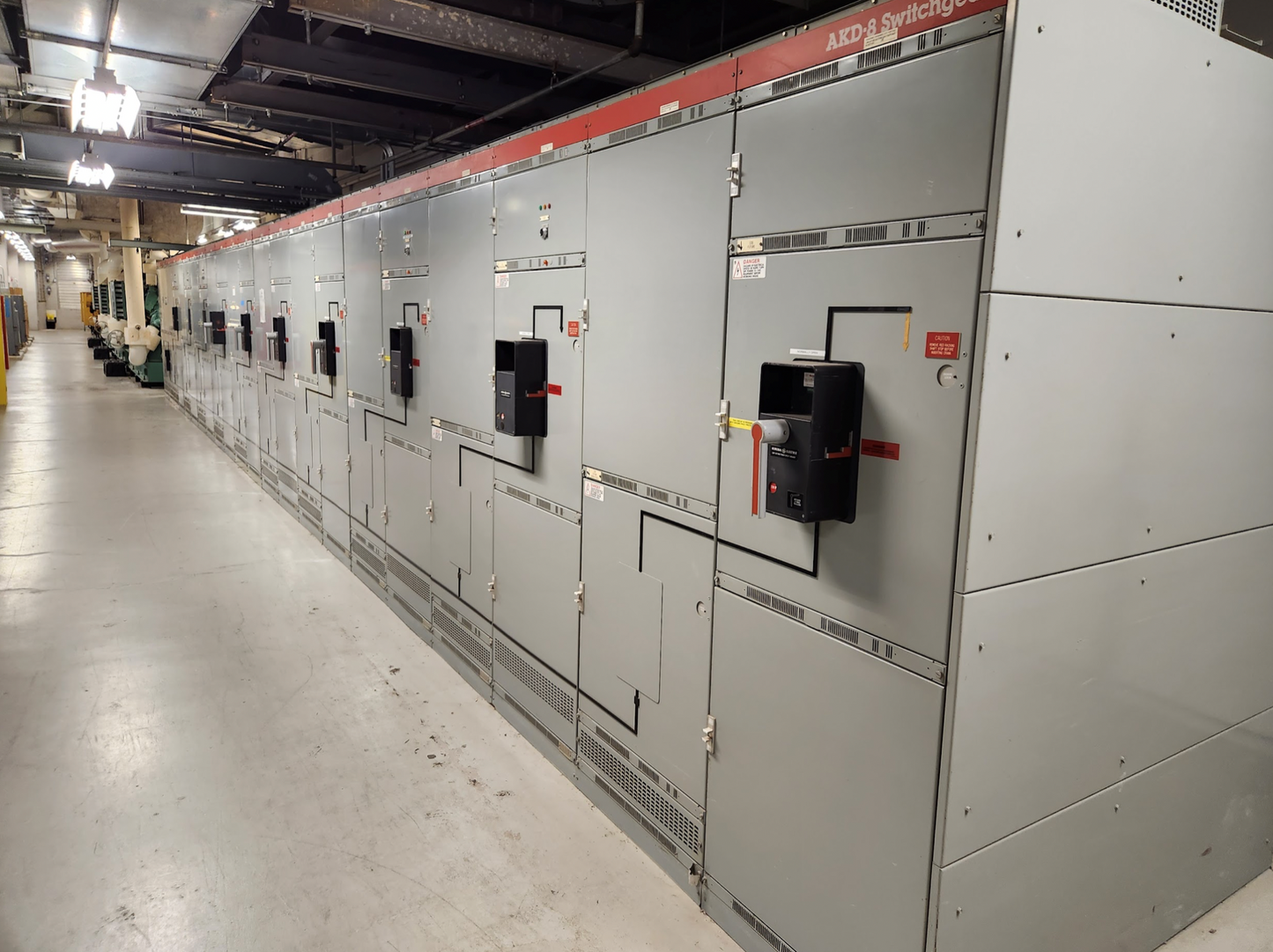 4000A 8 Breaker Section Switchgear Lineup AKD8 480V-CT 06450