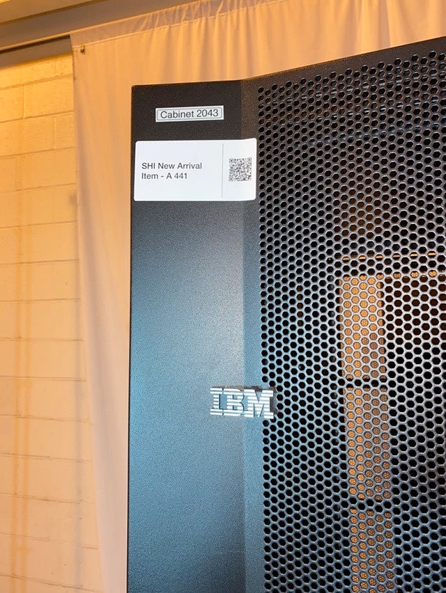 IBM 42U Server Cabinet (S6LLST1925)