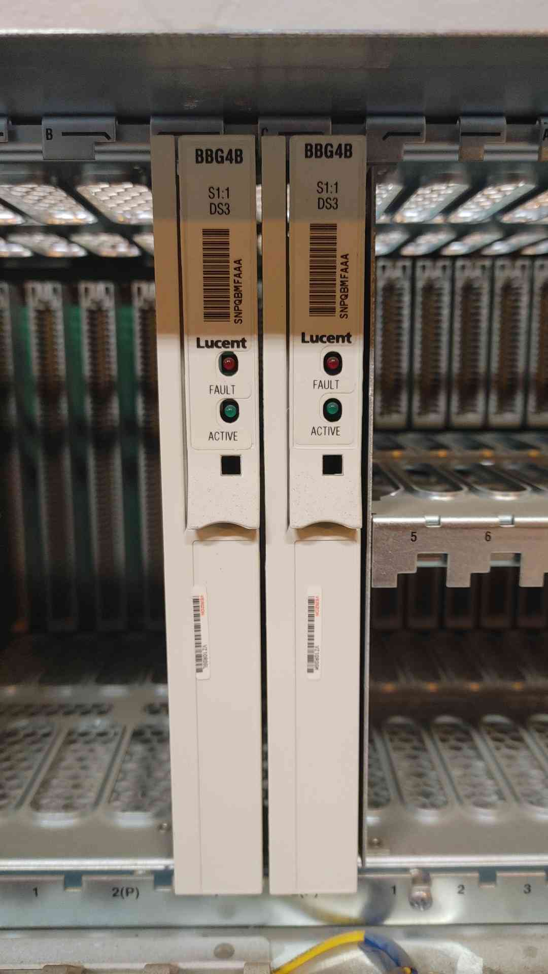 Lucent Technologies Multiplexer -48VDC 5A DDM-2000 OC-3