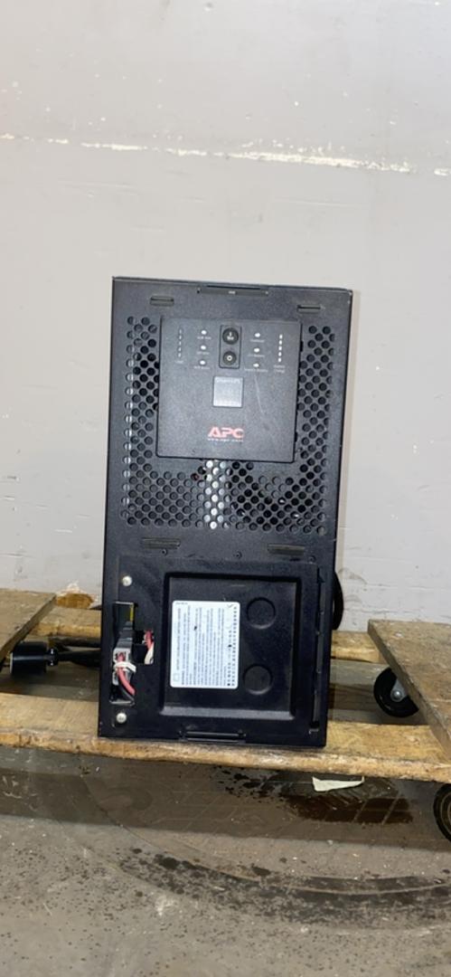 Apc Smart Ups 3000 XL(S6LLST6738)