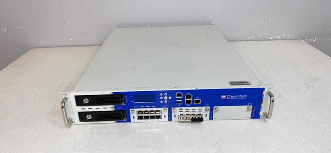 Check Point P-230 Firewall Security Appliance(S6LLST5503)