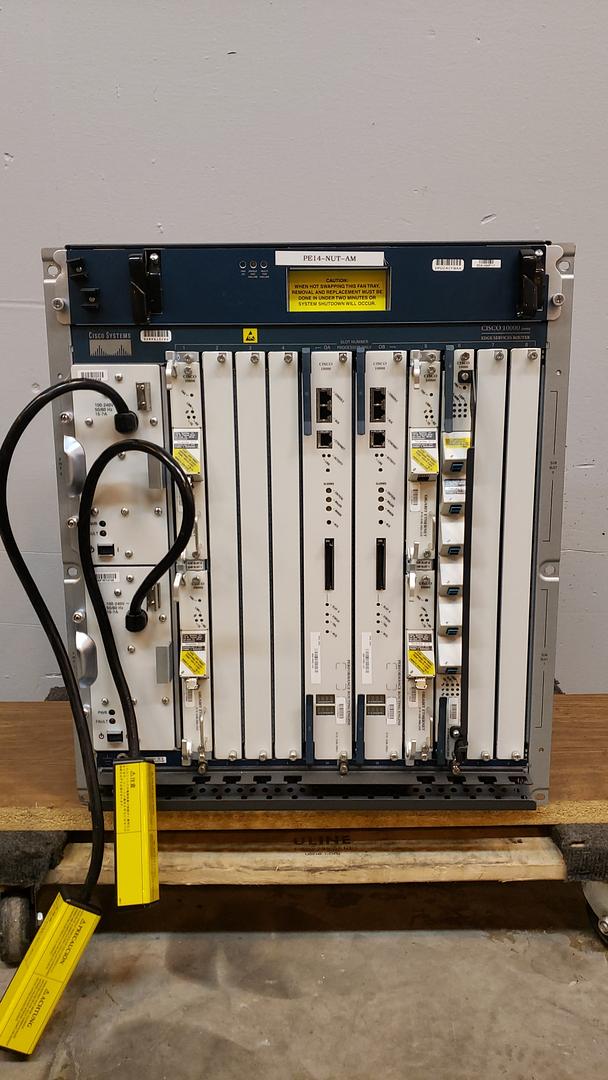 Cisco 10000 ESR 10008 Chassis & Cards(S6LLST7433)