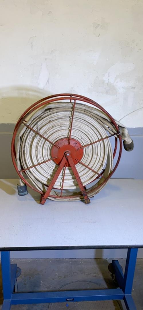 Commercial Water Hose in Metal Reel(S6LLST3841)