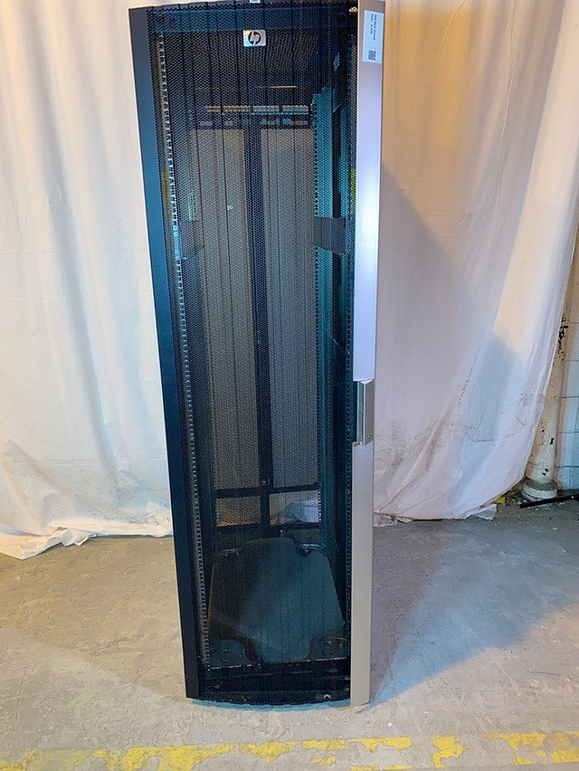 HP G2 Server Rack fully enclosed(S6LLST0192)