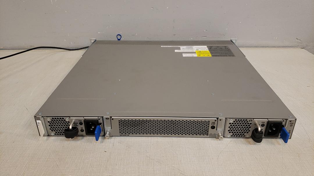 Lot of 3 Cisco Nexus N2K-C2232PP-10GE V03(S6LLST9139)