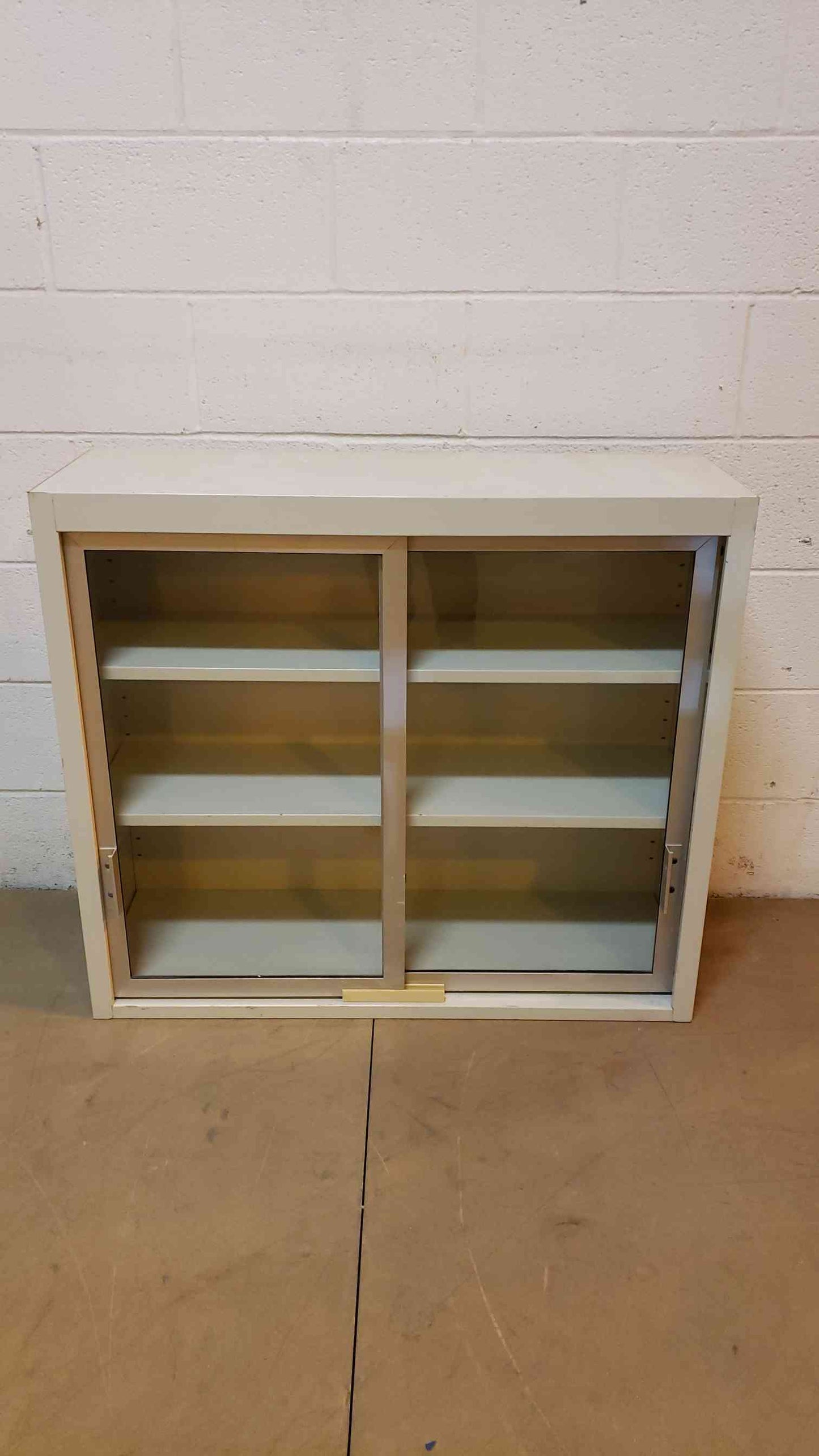 35" Glass Door Overhead Cabinet (Q16673)(Q16673)