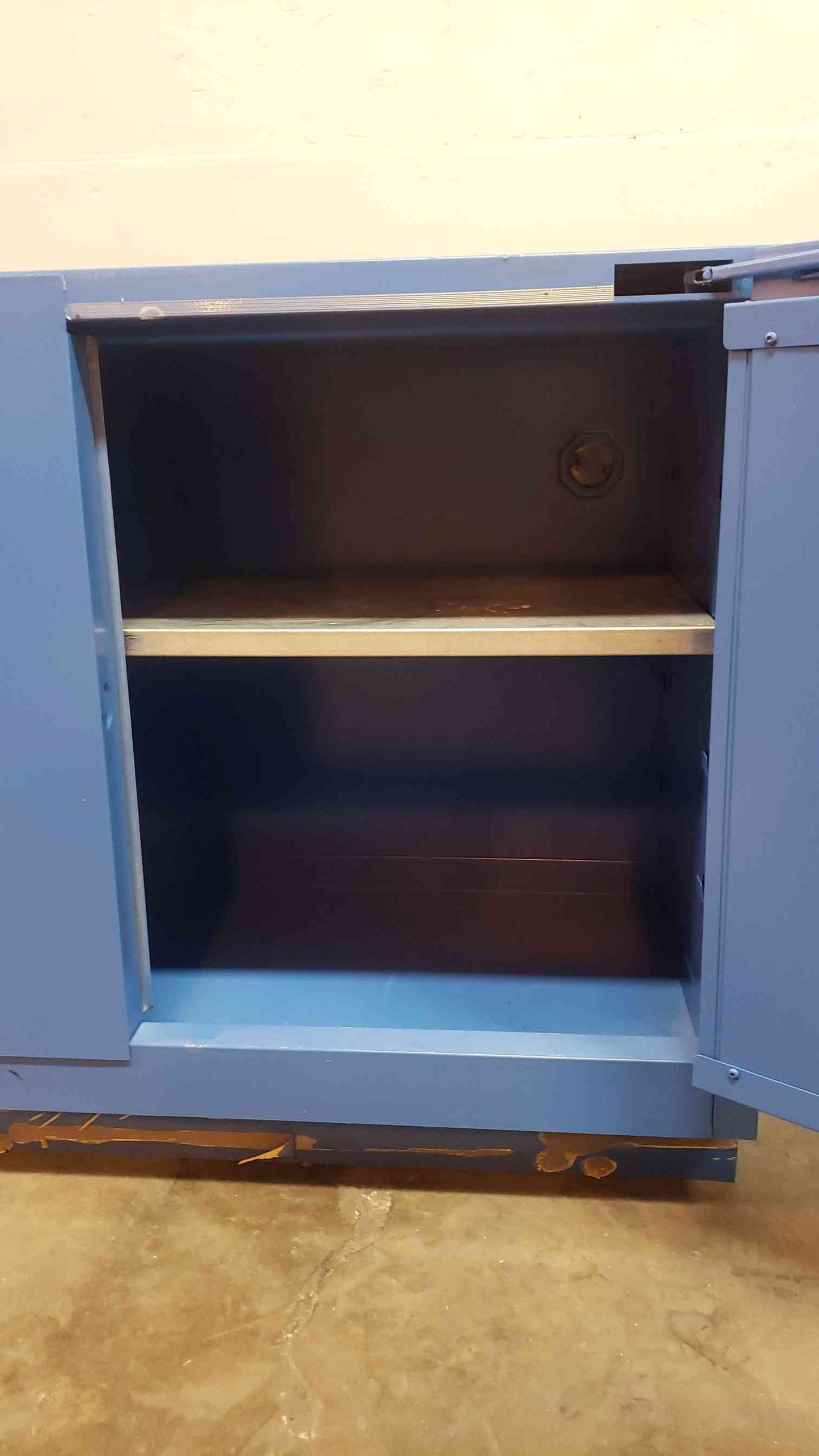 4ft Securely Safety Cabinet(100413)