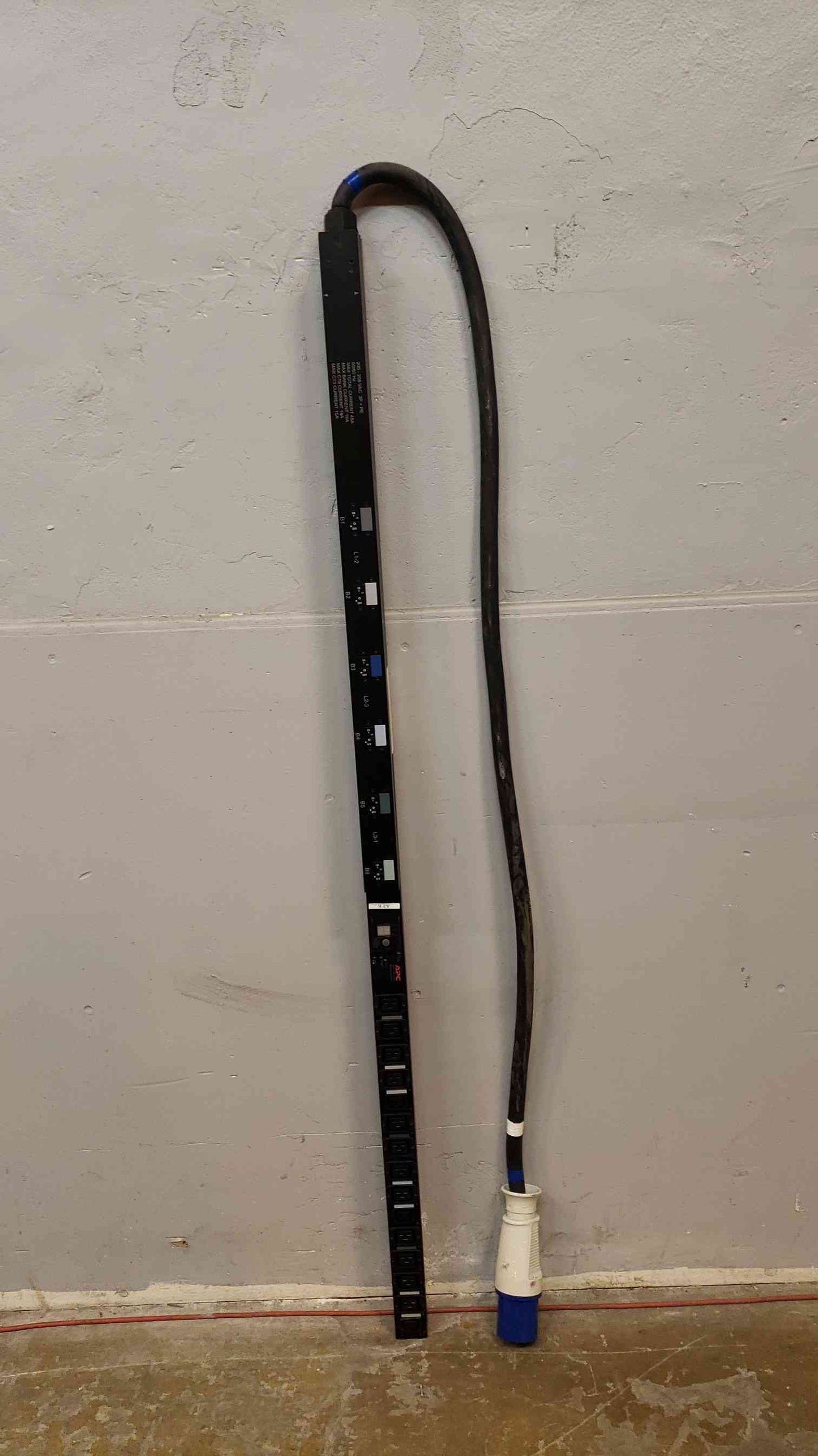 60A APC AP7866A PDU Strip 208V(100612)