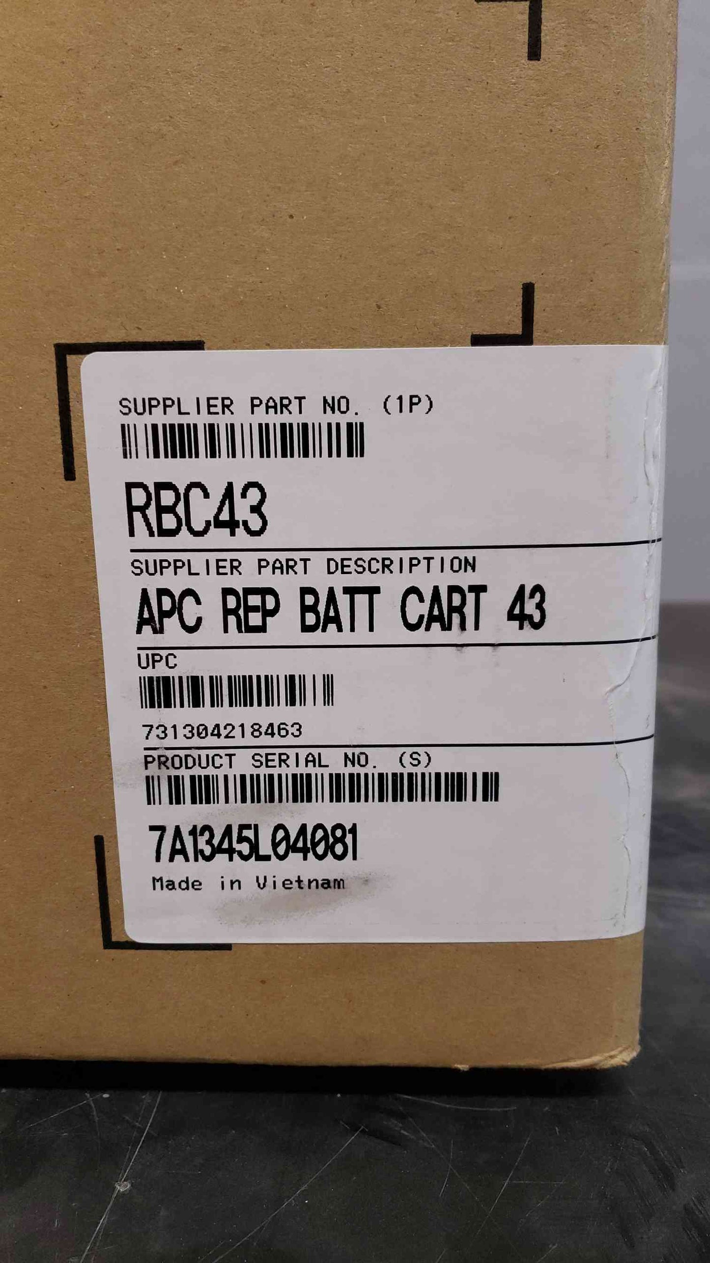 APC Replacement Battery Cart 43 RBC43 NOS(100908)