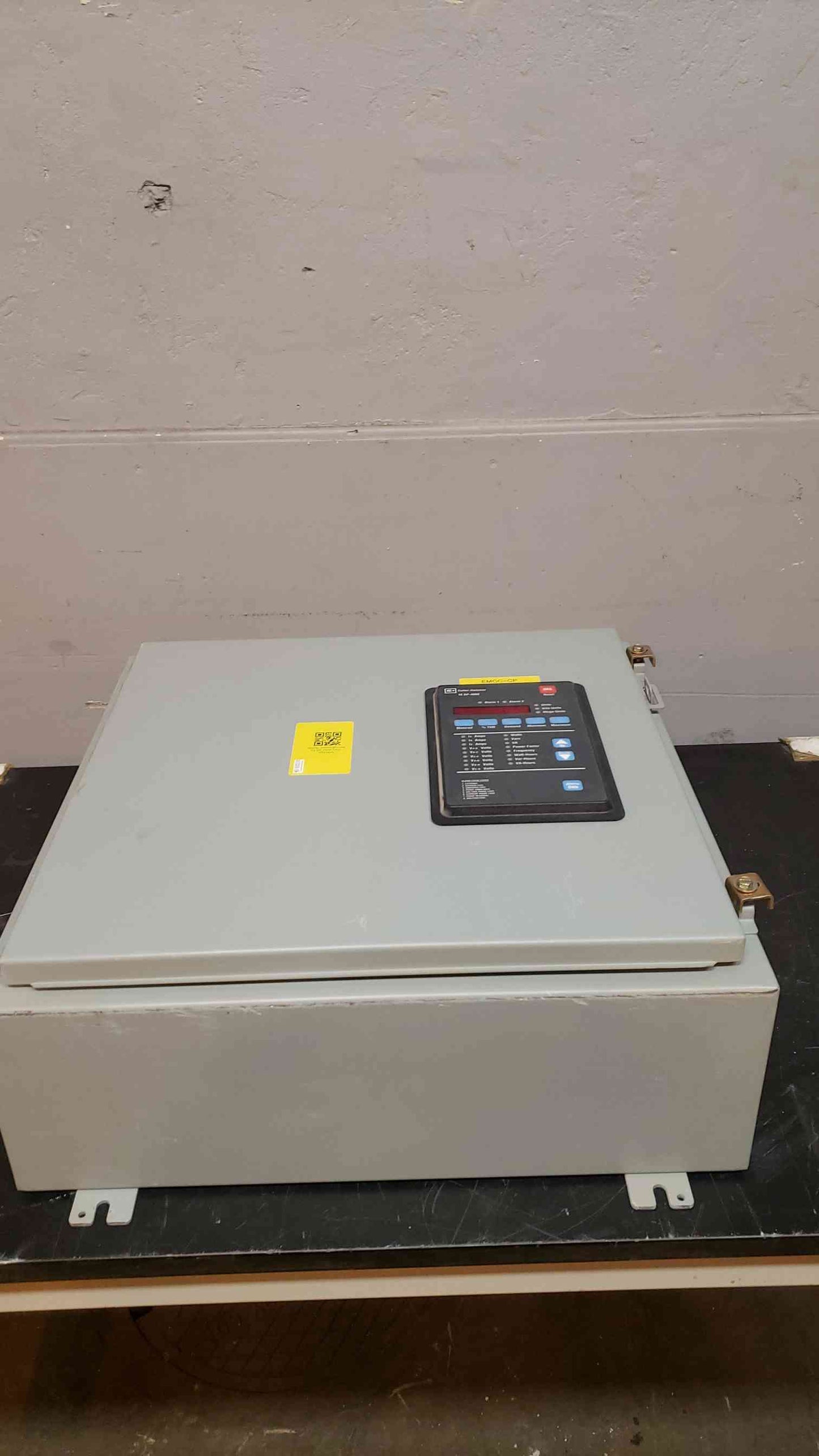 IQ DP-4000 Westinghouse Meter & 3Ph F Power Supply Enclosure (SKU: 4925AA)(4925AA)