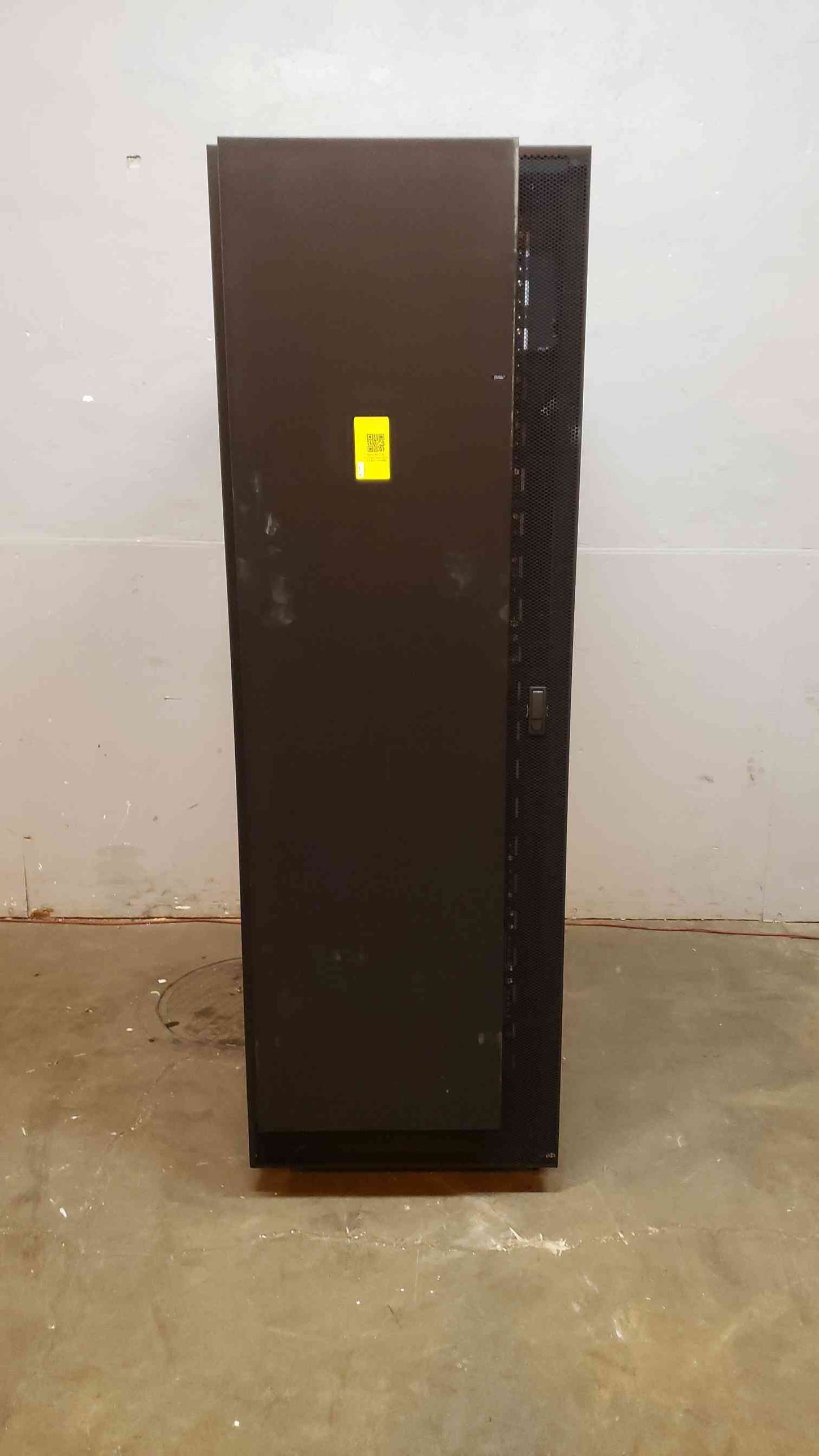 IBM Fully Enclosed Server Rack 114 (SKU: 5478AA)(5478AA)