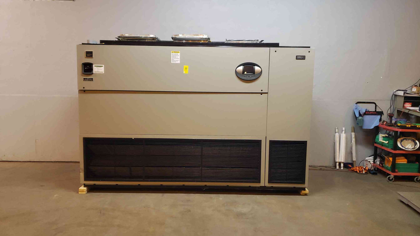 Liebert CW114U 30 Ton Upflow CRAH Air Conditioner '10 Chilled Water 460V (SKU: 4524AA)(4524AA)