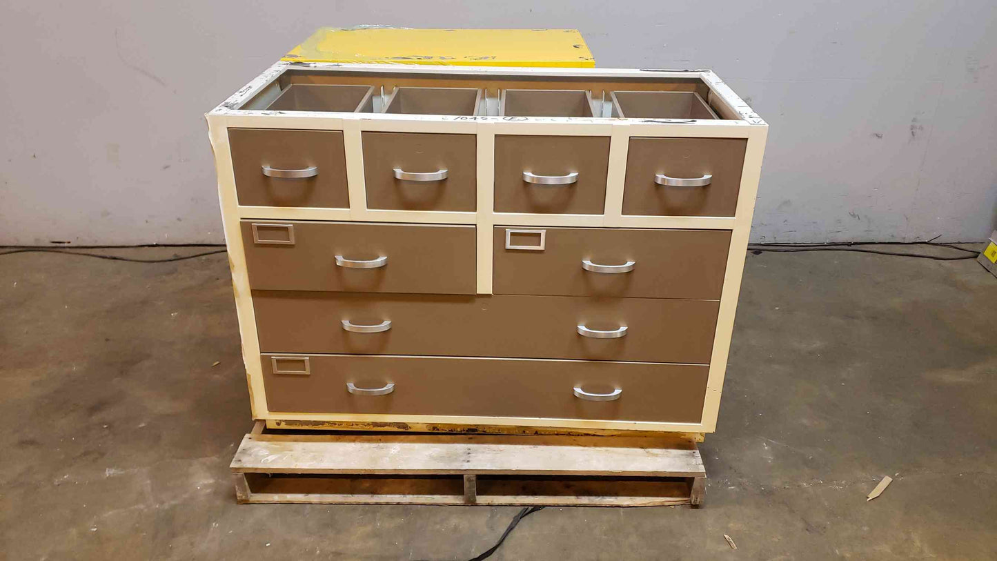 4' Duralab Drawer Casework (SKU: 13960AA)(13960AA)