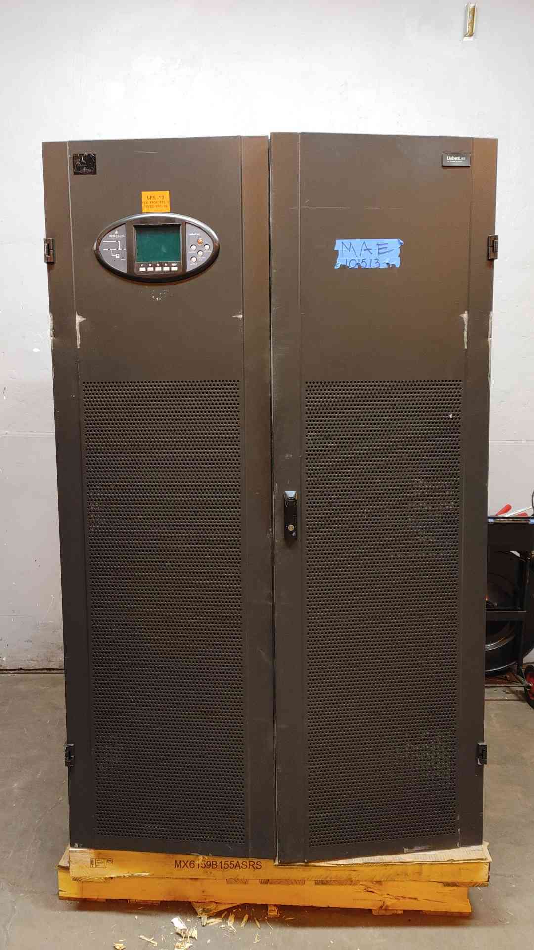 Liebert NX AC Power System UPS 200KVA 480VAC 3PH 3W 38SA200A0A00