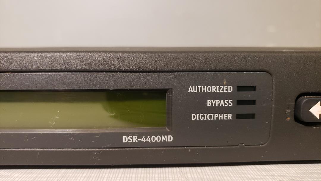 Motorola DSR-4402X Rackmount Professional Satellite Receiver DSR4402X(S6LLST11008)