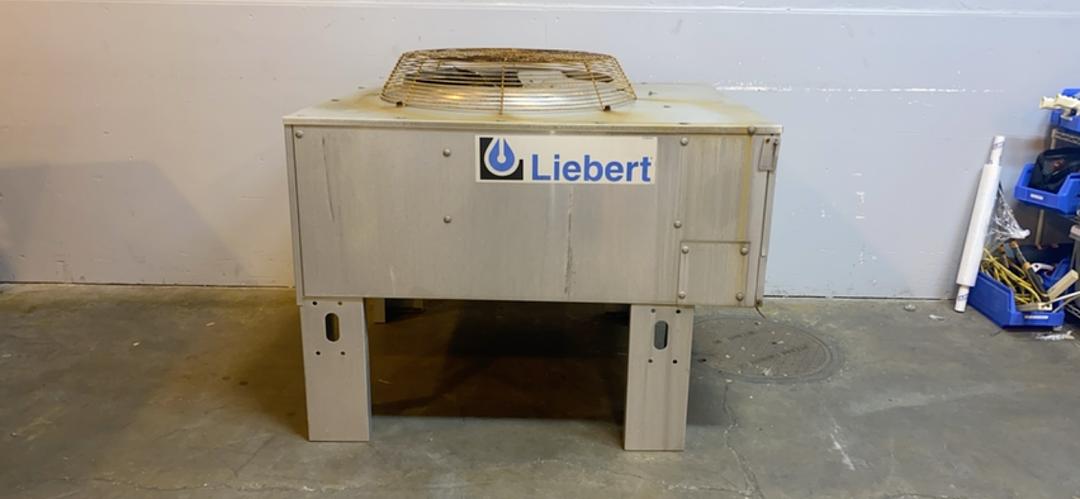 Liebert DCSF083-Z Single Fan Condenser 460V(S6LLST5892)