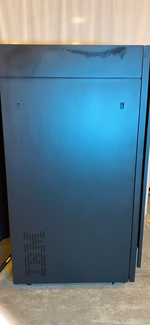 IBM Storage System Gen3 Server Cabinet Enclosed(S6LLST2434)