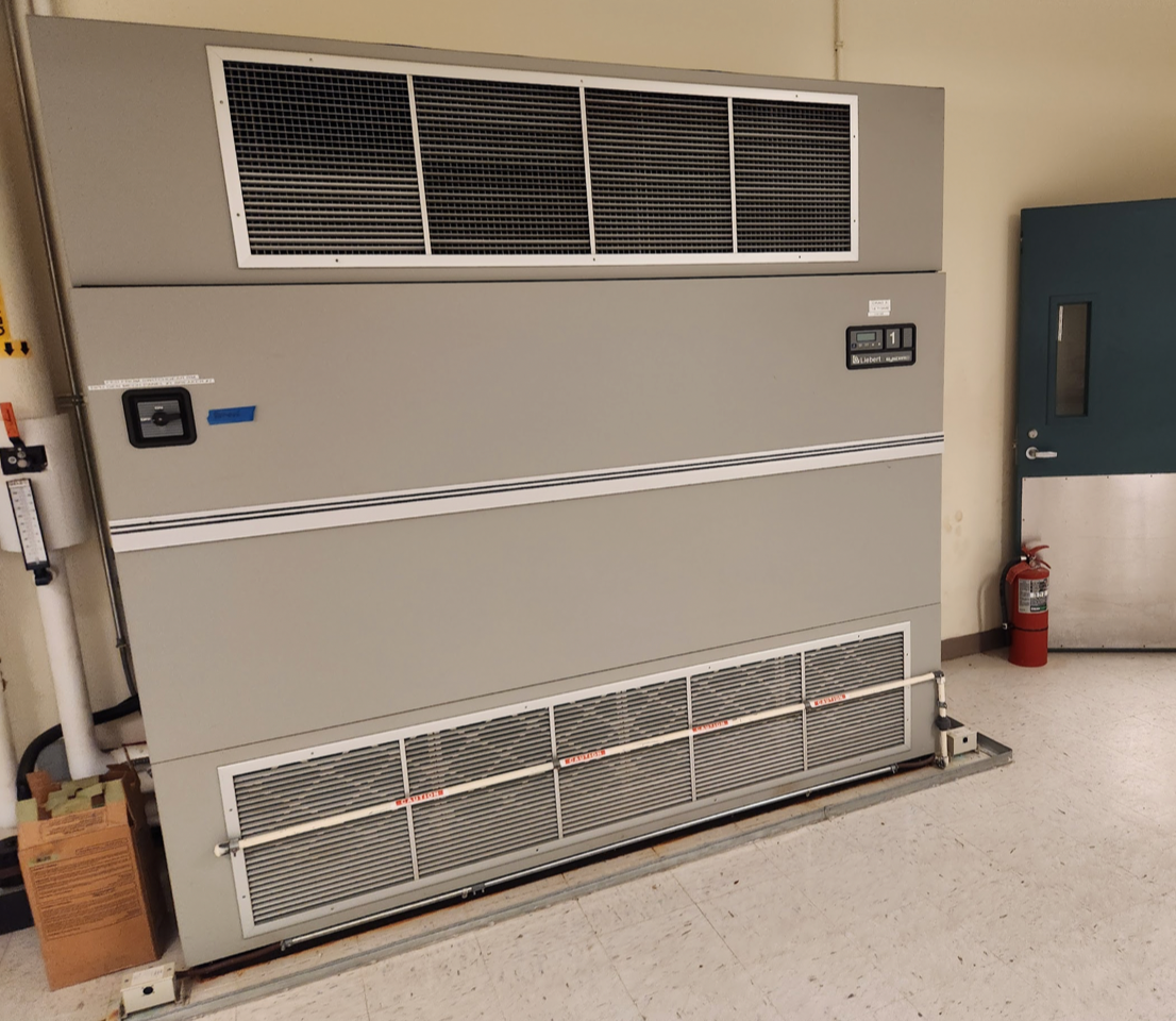 Liebert CRAC UE192G Upflow Glycol 15 Ton 460V Computer Room AC (101363)(101363)