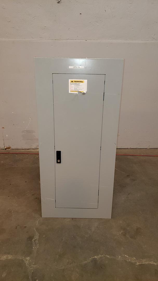 GE 225A Breaker Panel Board 208/120 3Ph Loaded w/ Main(S6LLST12095)