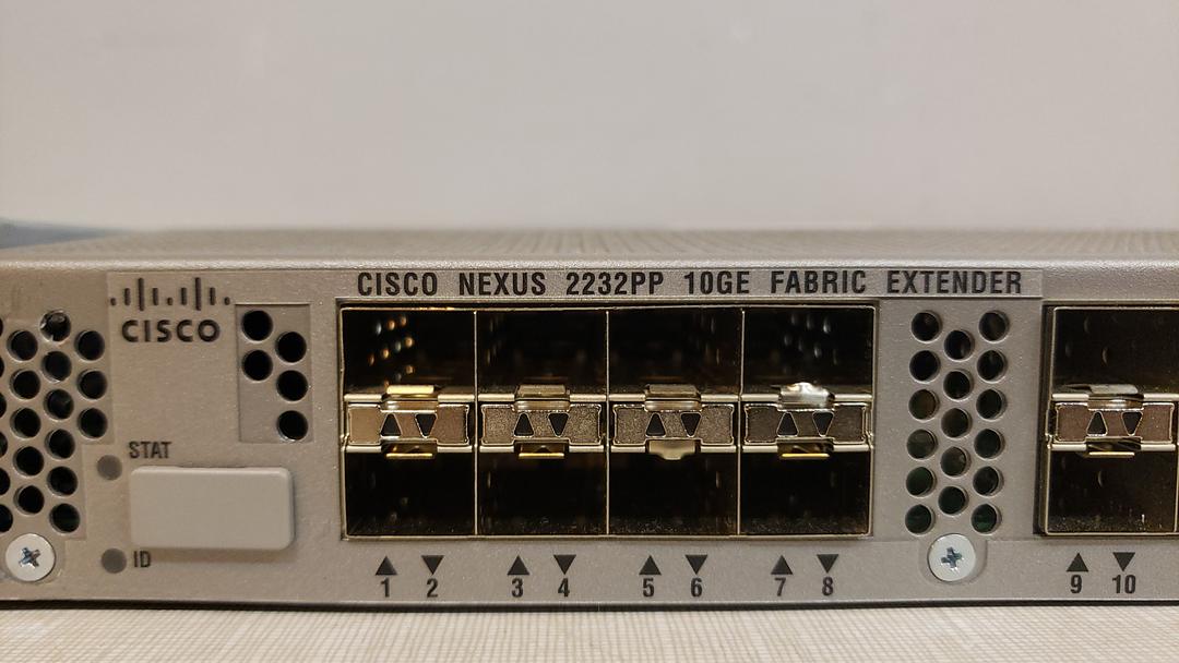 Lot of 3 Cisco Nexus N2K-C2232PP-10GE V03(S6LLST9139)