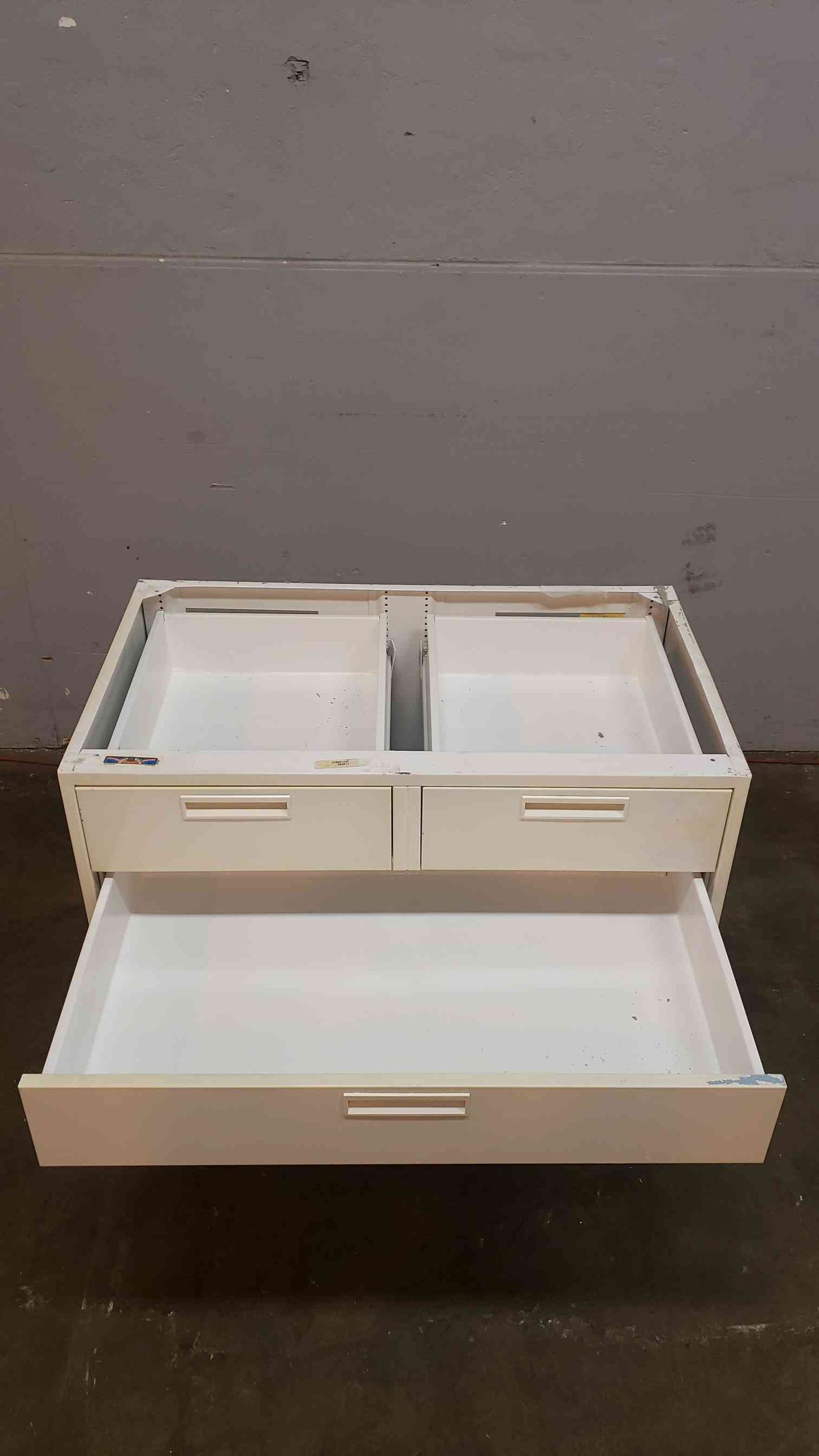 3' White Fisher Hamilton Casework W/ 5 Drawers(3874AA)