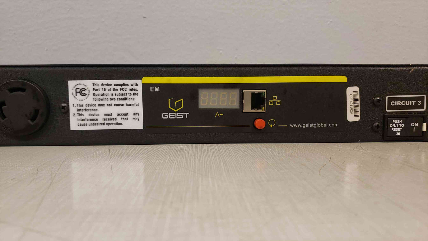 48 Amp Geist ZPBM068-156L30PS15 Power Current PDU 208-240V(100615)