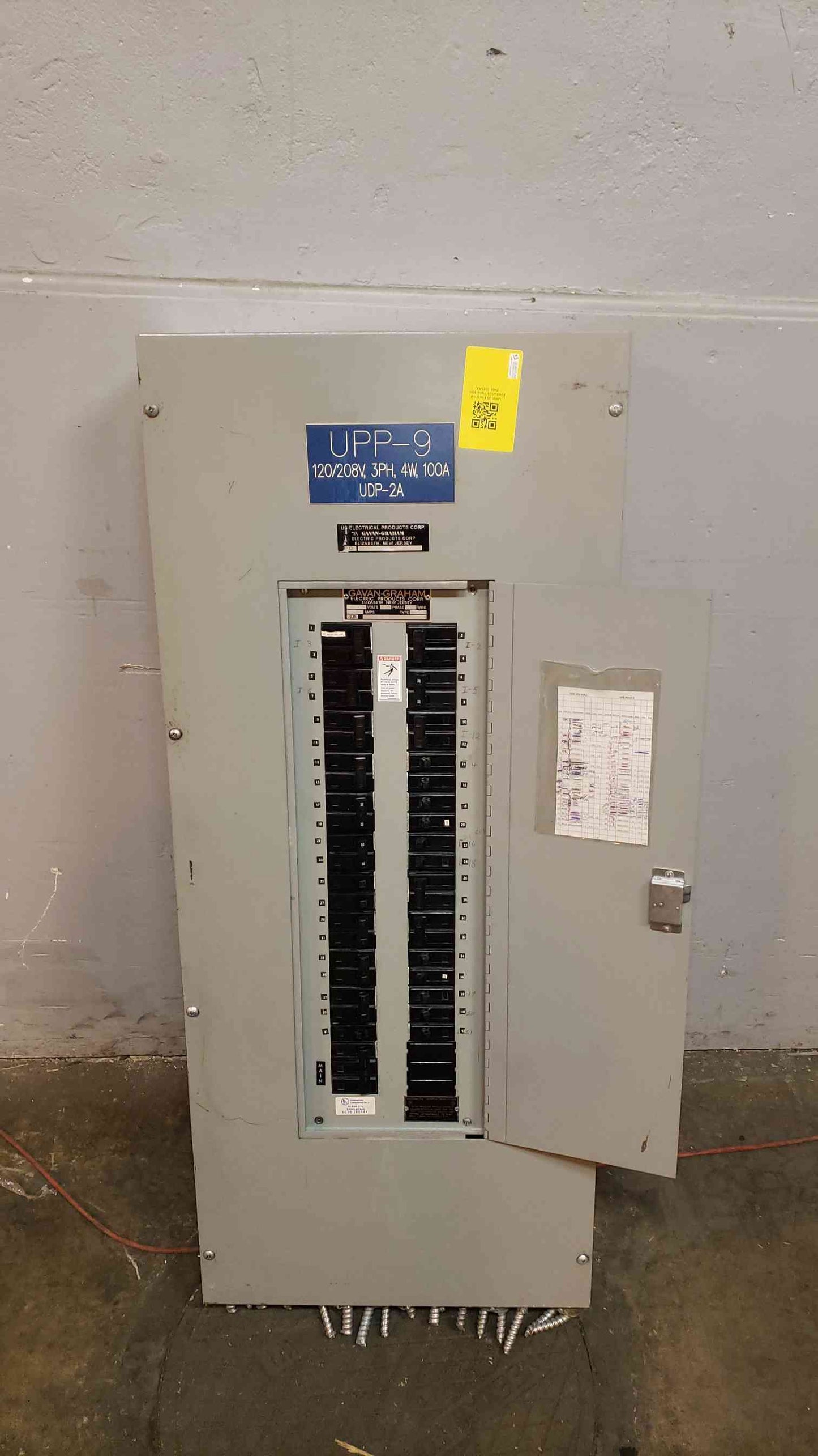 PRL1 100A 120/208v Breaker Panelboard 3Ph 4W(3915AA)