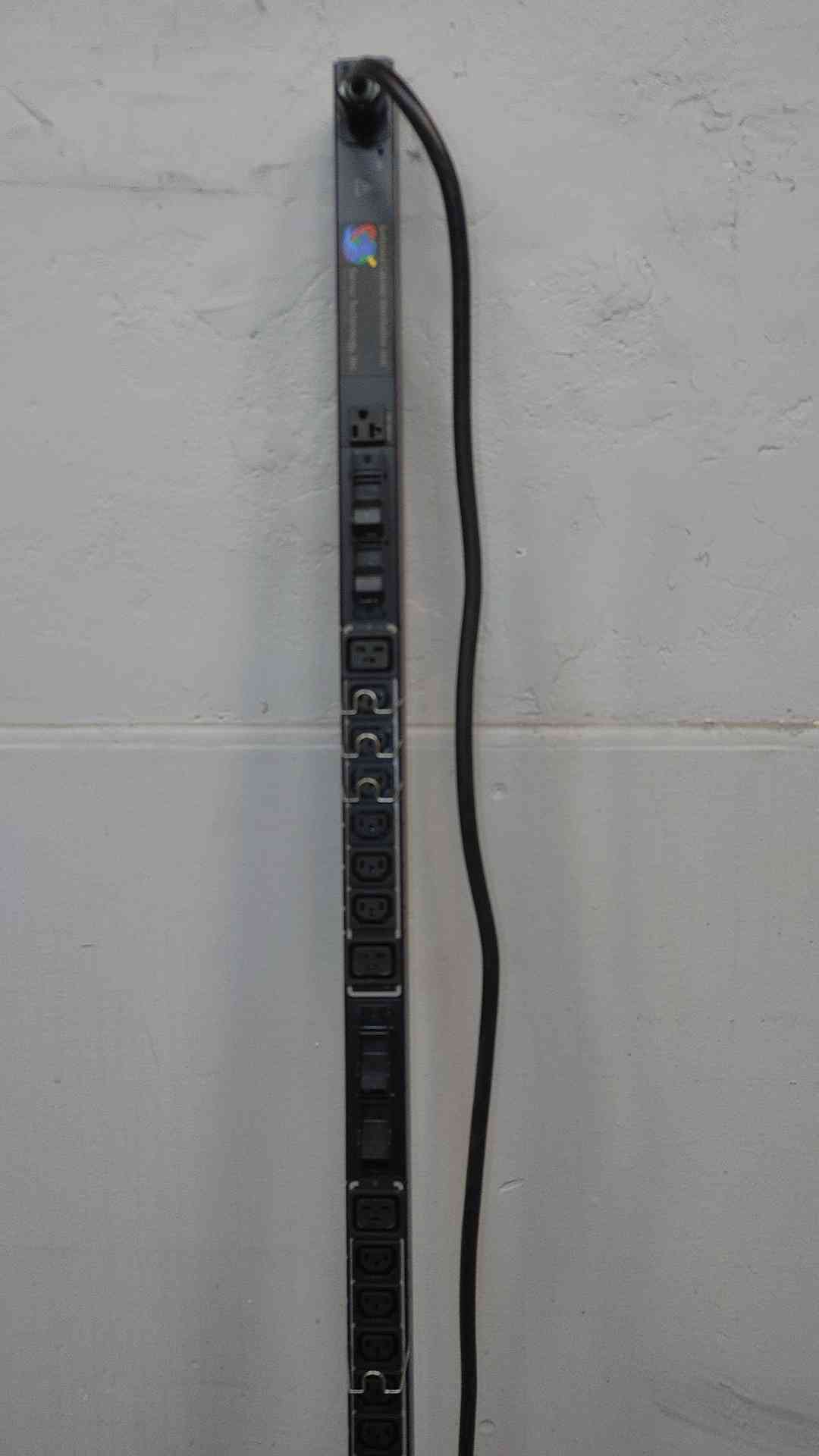 Server Tech Rack Pdu Switched 20A L21(1177AA)