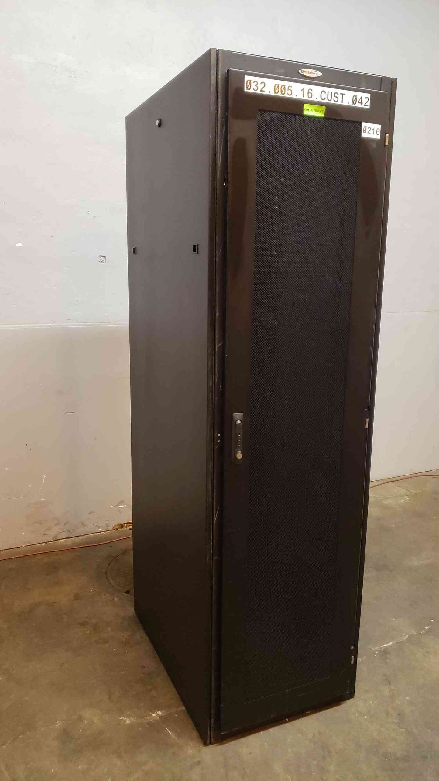 45U Great Lakes 7' Fully Enclosed Server Rack 24" Wide(3402AA)