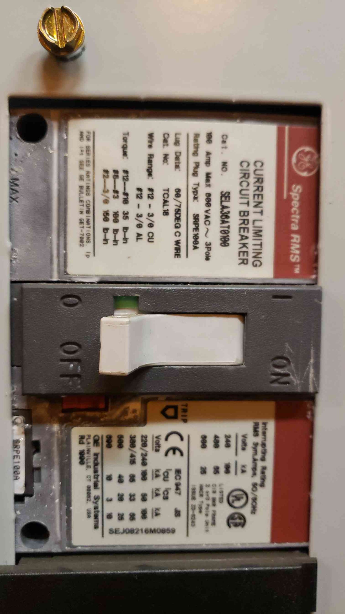 225A GE ASeries II 480v Panelboard w/ 2 SELA36AT0100 Breakers(4400AA)