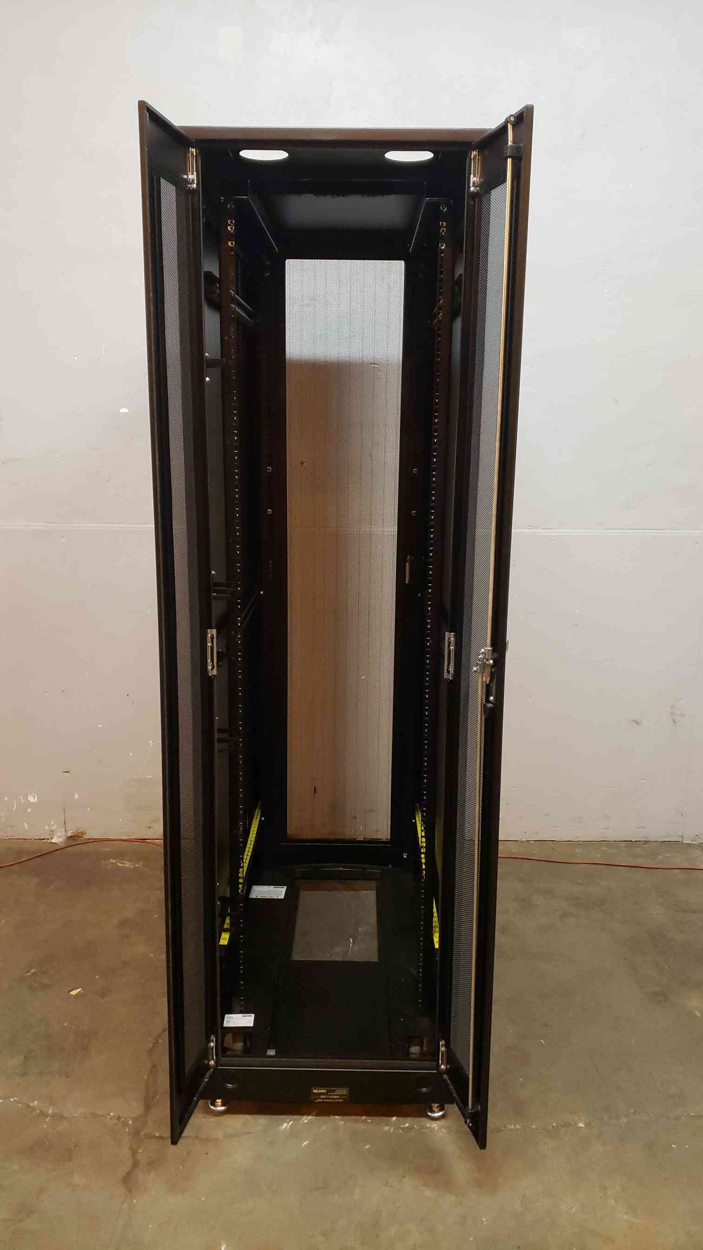 45U Belden Fully Enclosed Server Rack Deep Cabinet (SKU: 2917AA)(2917AA)