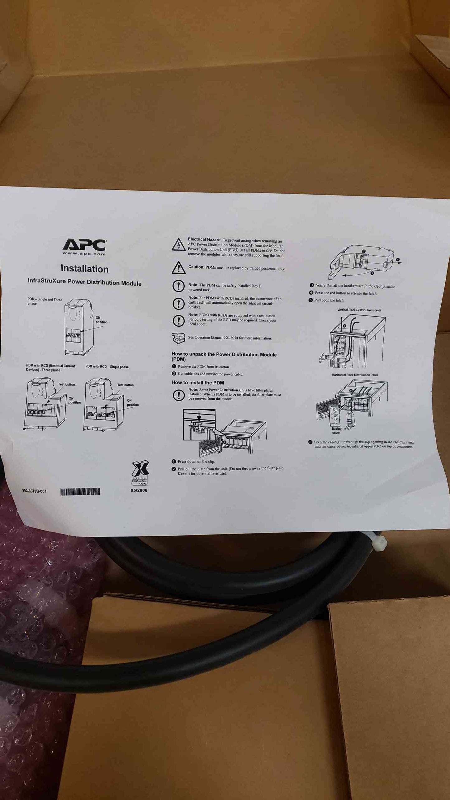 APC IT Power Distribution Module 3 Pole 5 Wire PDM3520L2120260 NEW(100913)