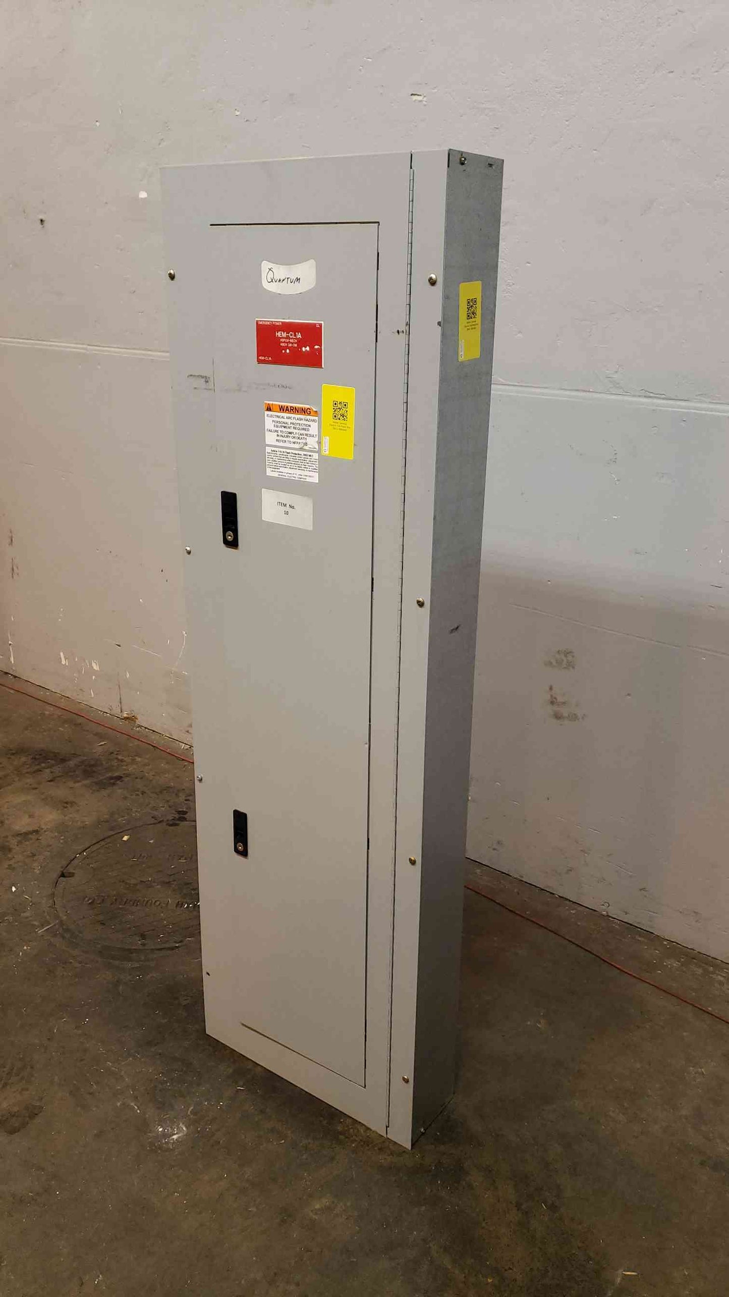 400A GE ASeries Panelboard 480V 12 Installed Breaker Distribution(2866AA)