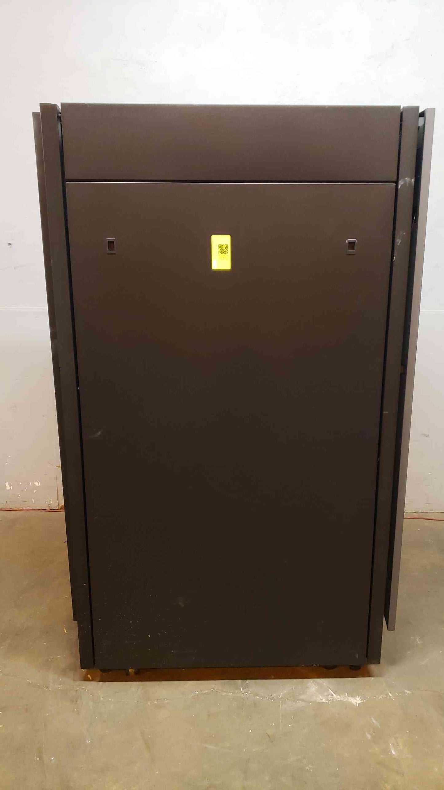 IBM Fully Enclosed Server Rack 114 (SKU: 5478AA)(5478AA)