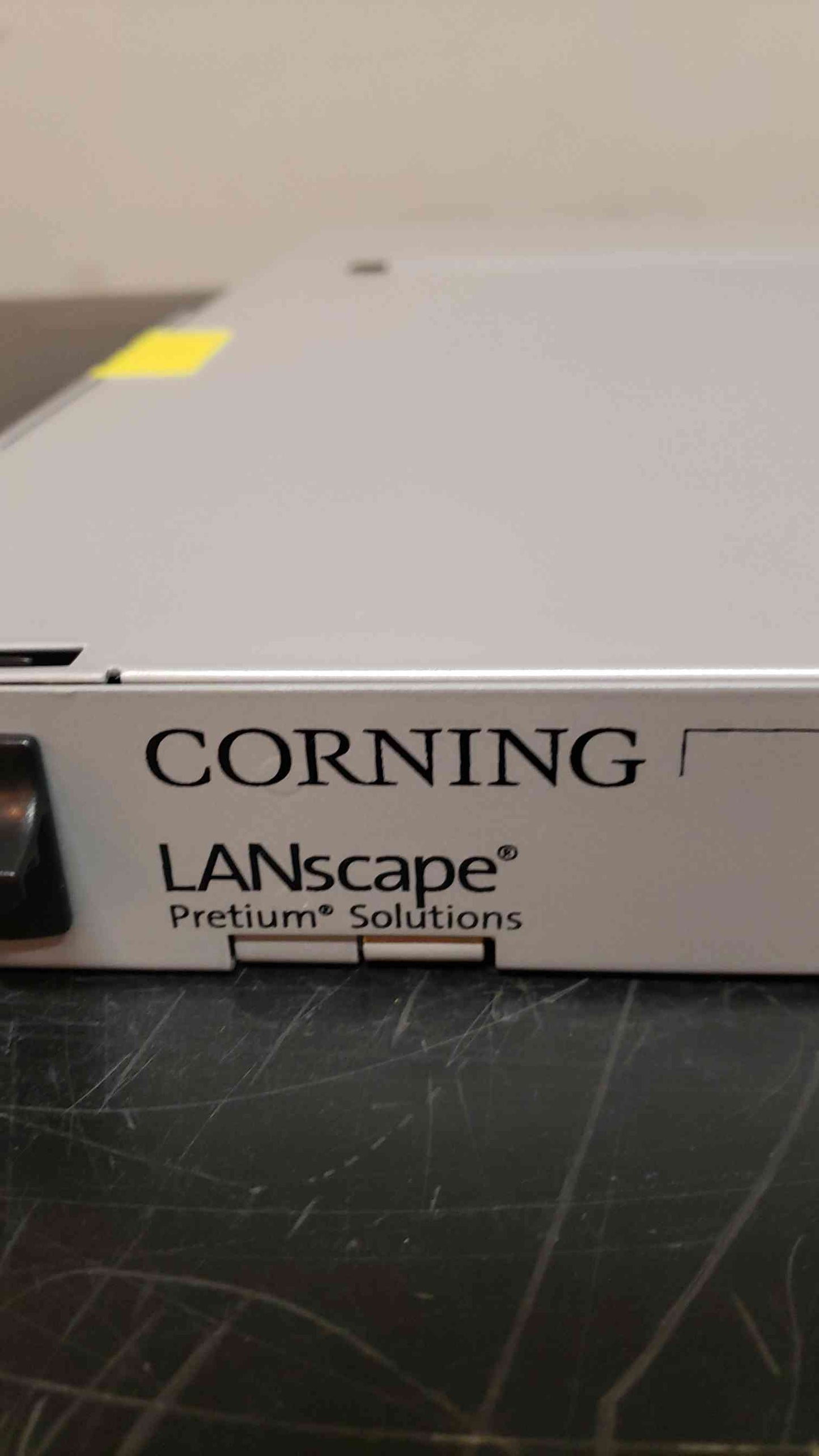 Corning Lanscape Edge Cable Box EDGE-01U 1U Patch Panel (SKU: 5497AA)(5497AA)