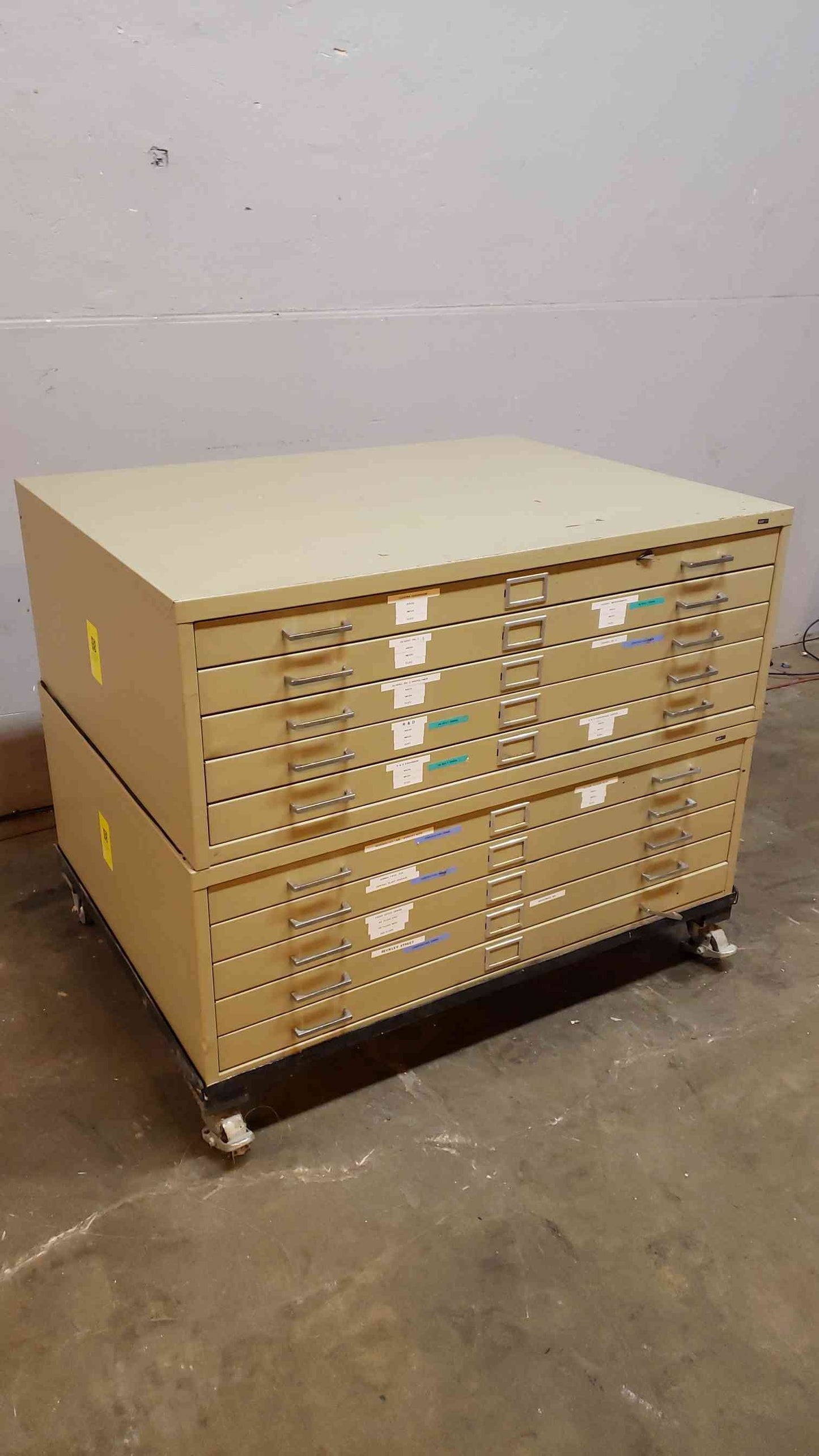 Fisher Hamilton 3'10" Rolling Casework (SKU: 2089AA)(2089AA)