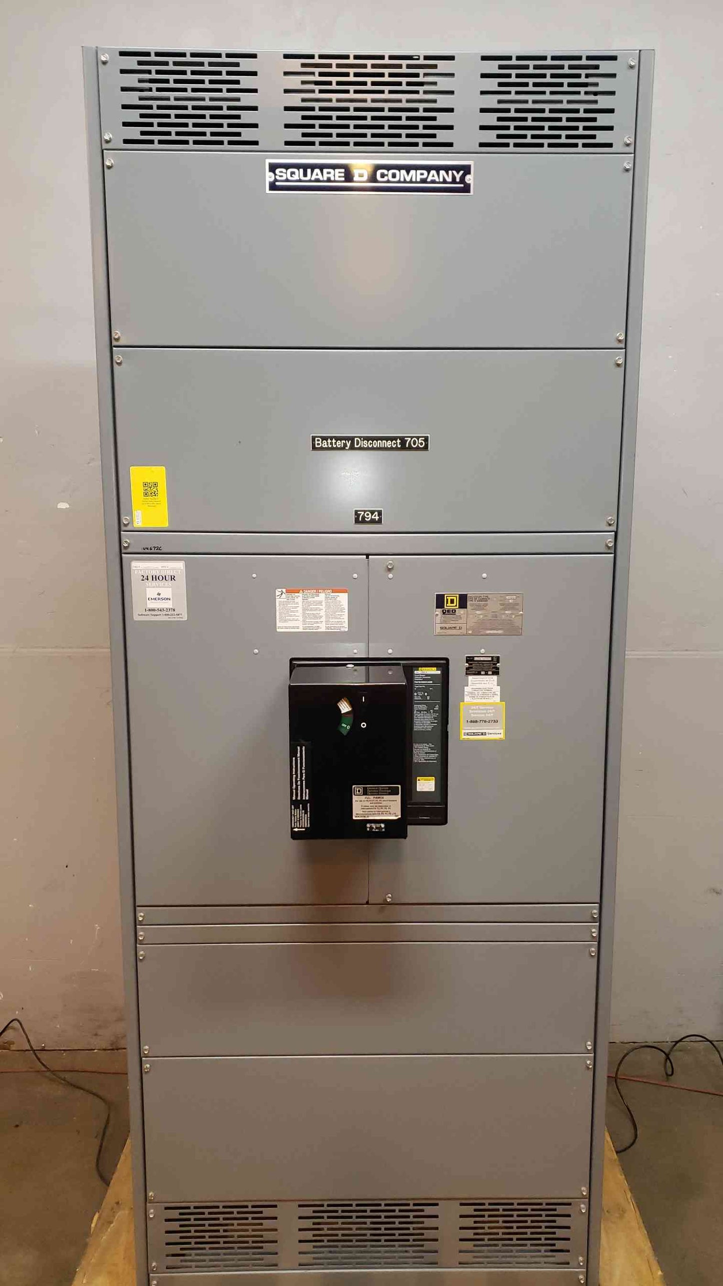 Square D 1600A QED Disconnect Breaker PA1600A PAF361600DCA680 (SKU: 4064AA)(4064AA)