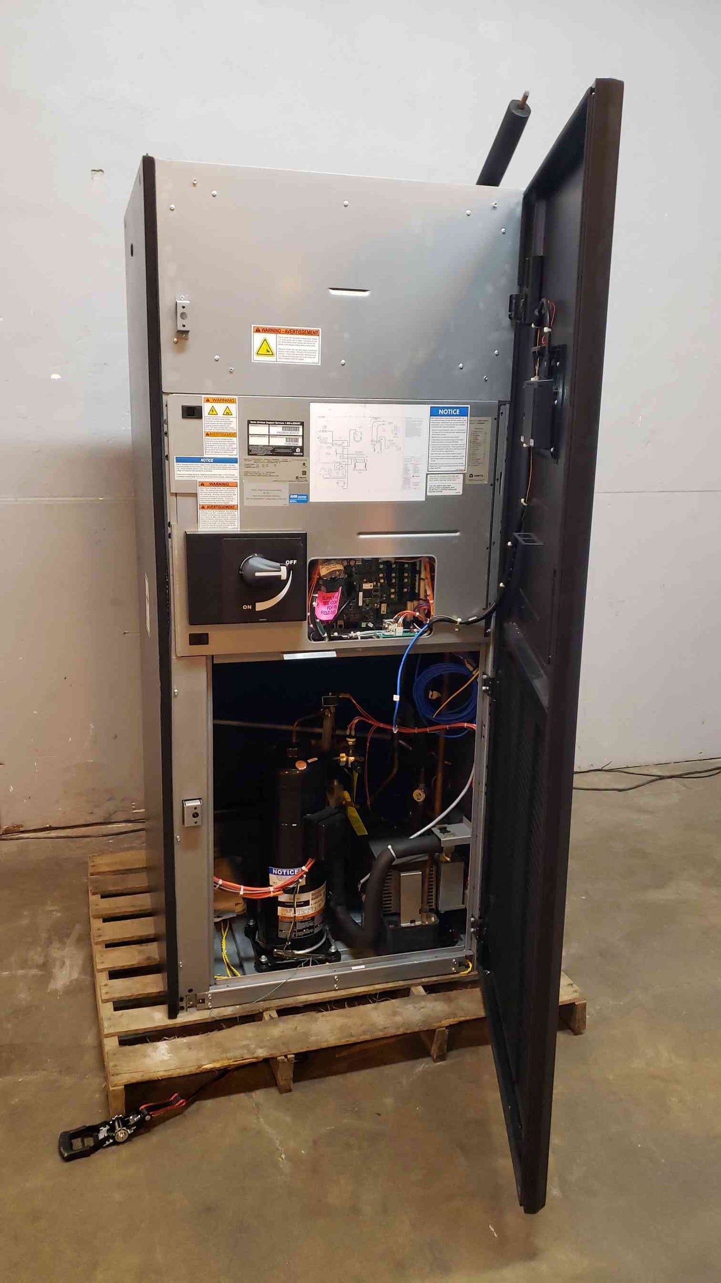 Vertiv Liebert Challenger CRAC 460V PX029UA '20 UPFLOW (SKU: 5091AA)(5091AA)