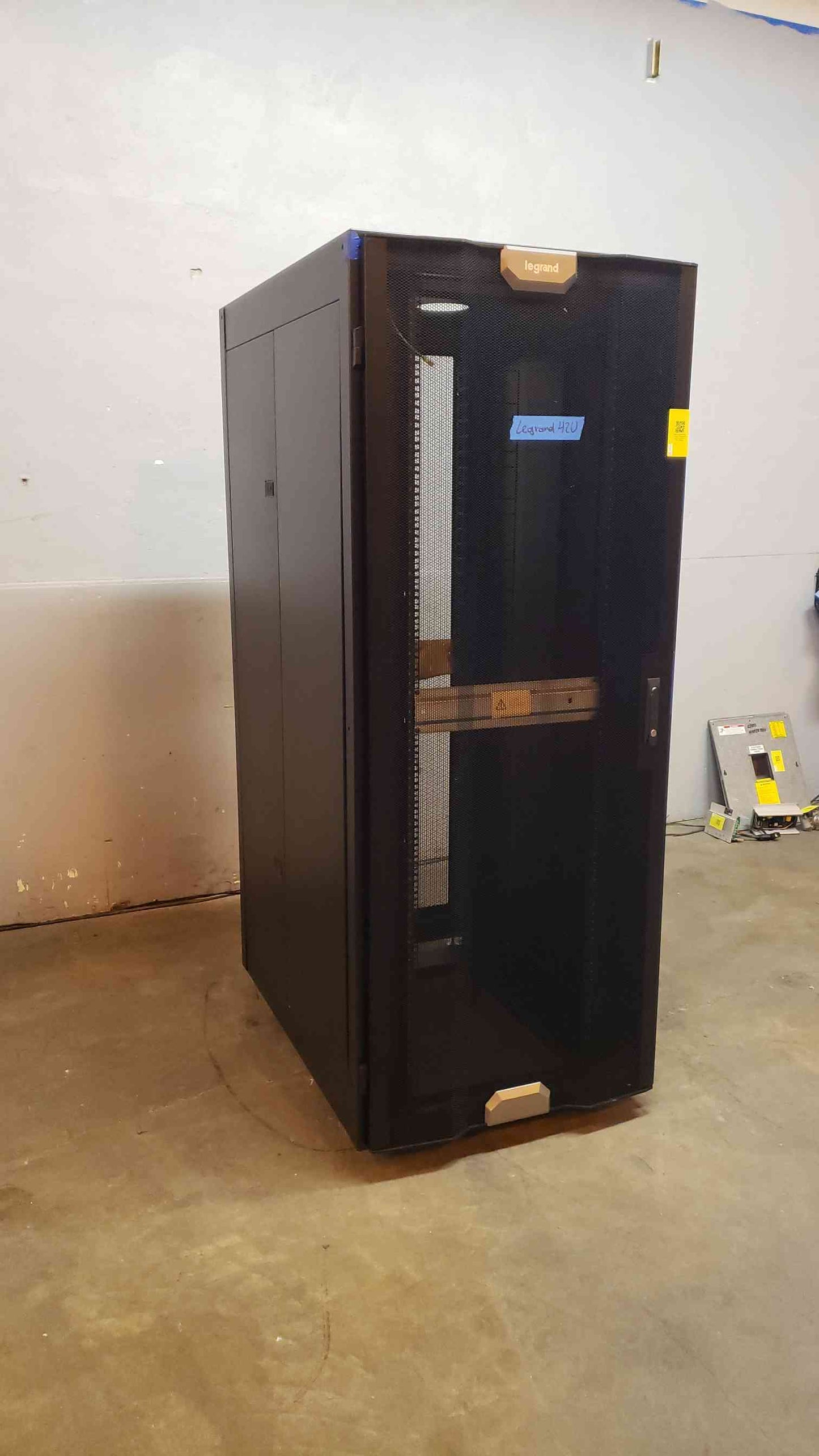 Legrand Fully Enclosed Server Rack LX423246(5608AA)