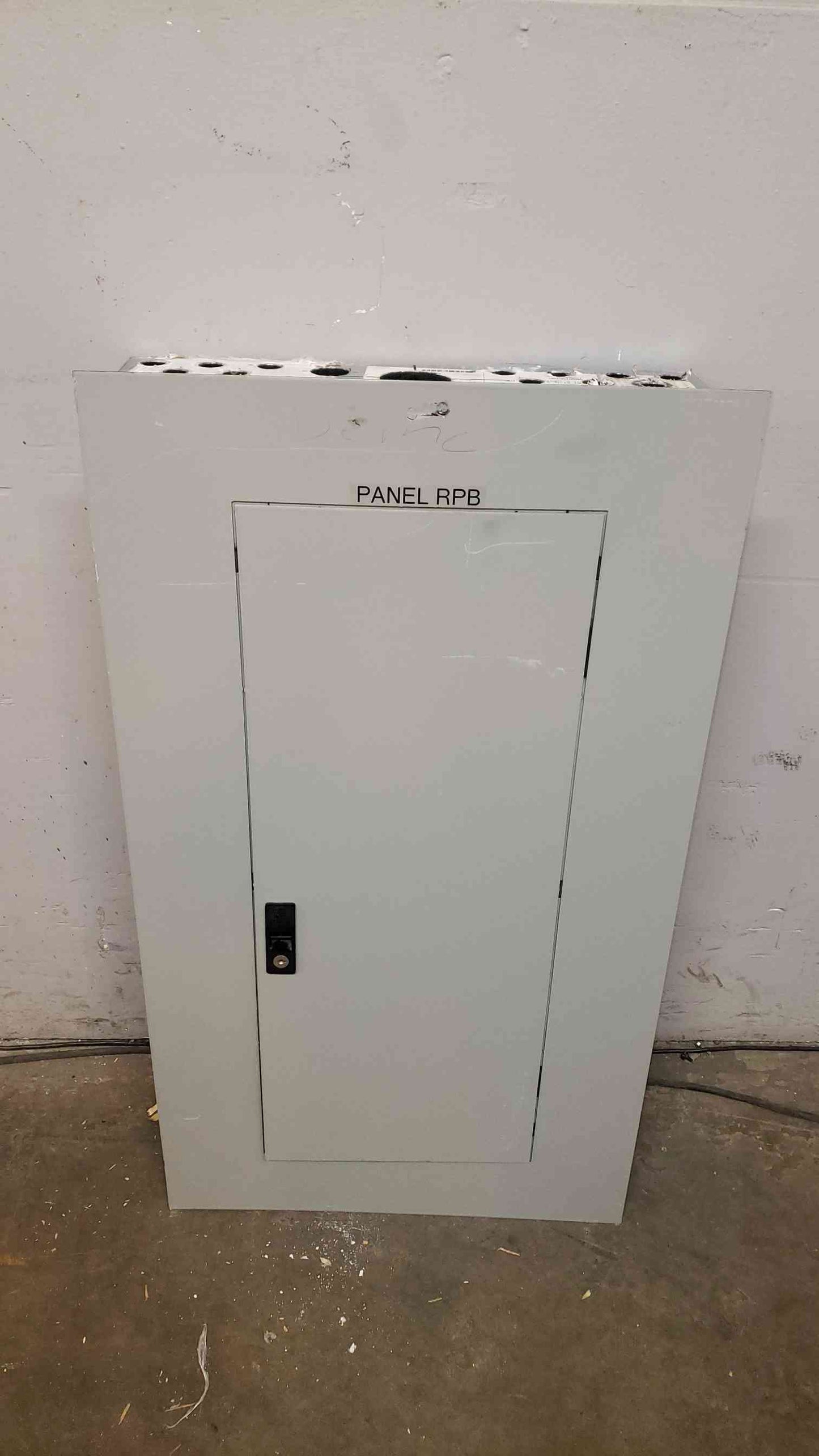 GE ASeries 125A 120/208V Breaker Panelboard AF37F (SKU: 13974AA)(13974AA)