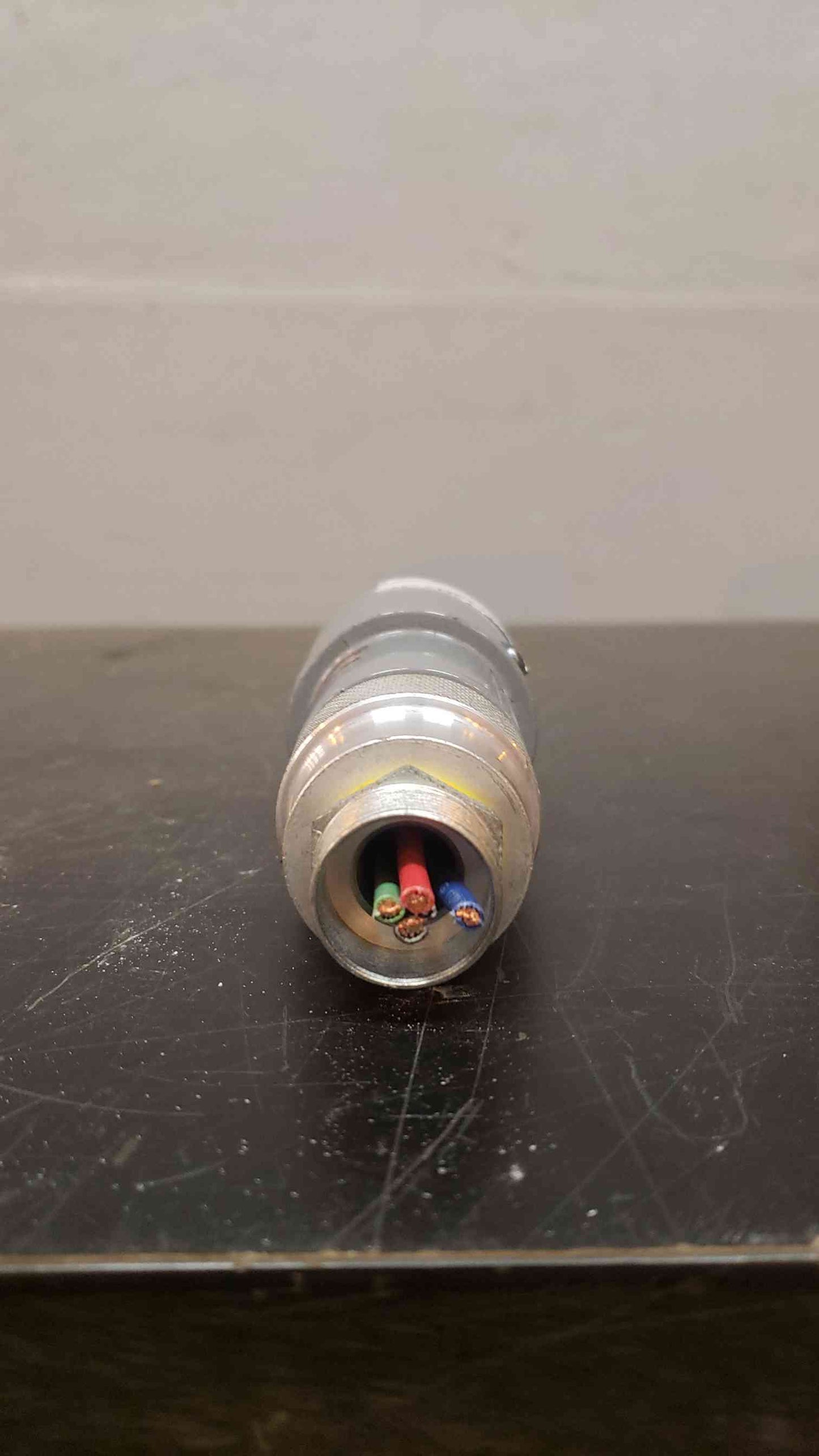 Russellstoll 30A 250V 20A 600VAC Connector 3934 (SKU:14472AA)(14472AA)