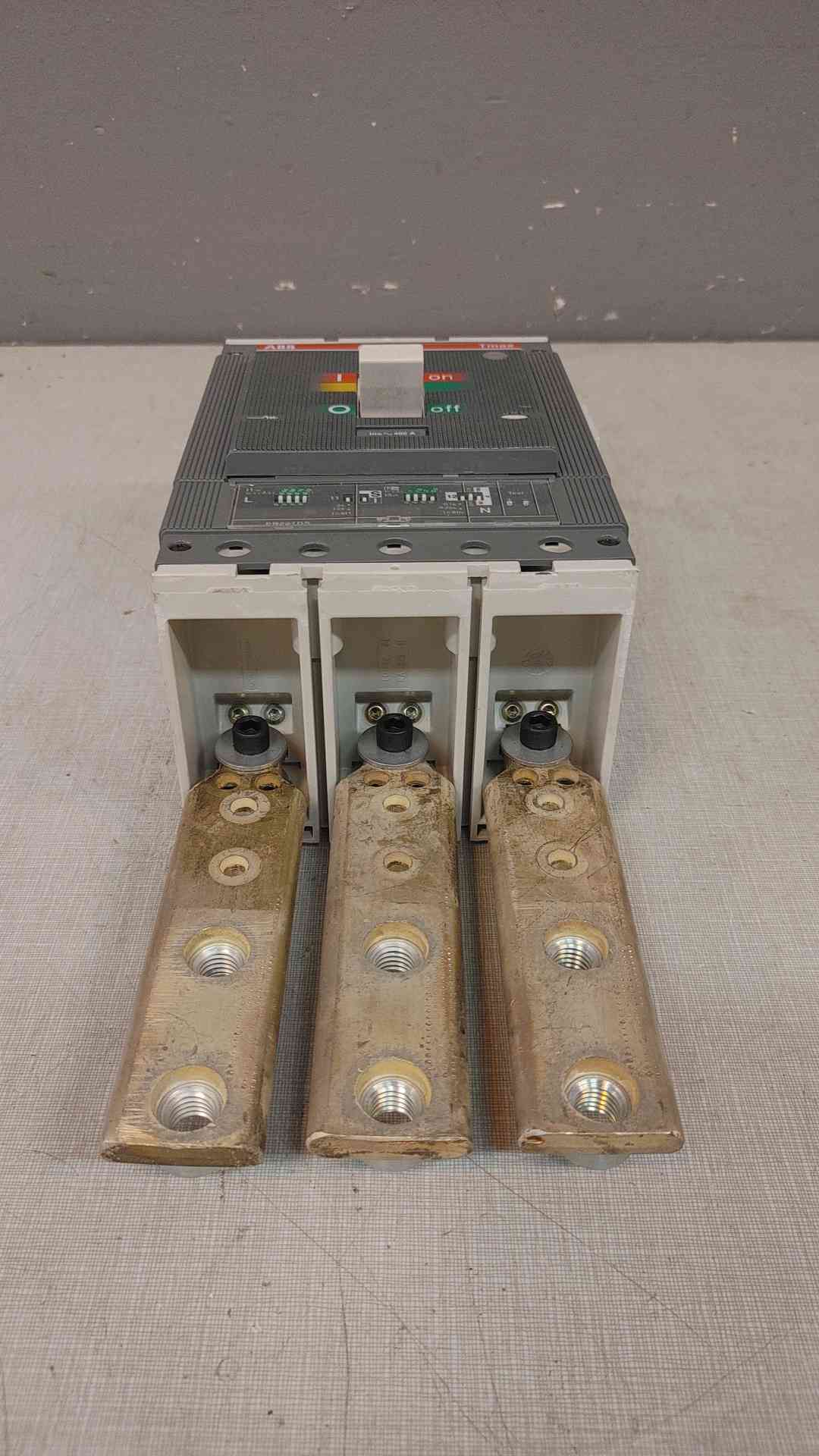 ABB Tmax T5L 400A Circuit Breaker (3618AA)(3618AA)